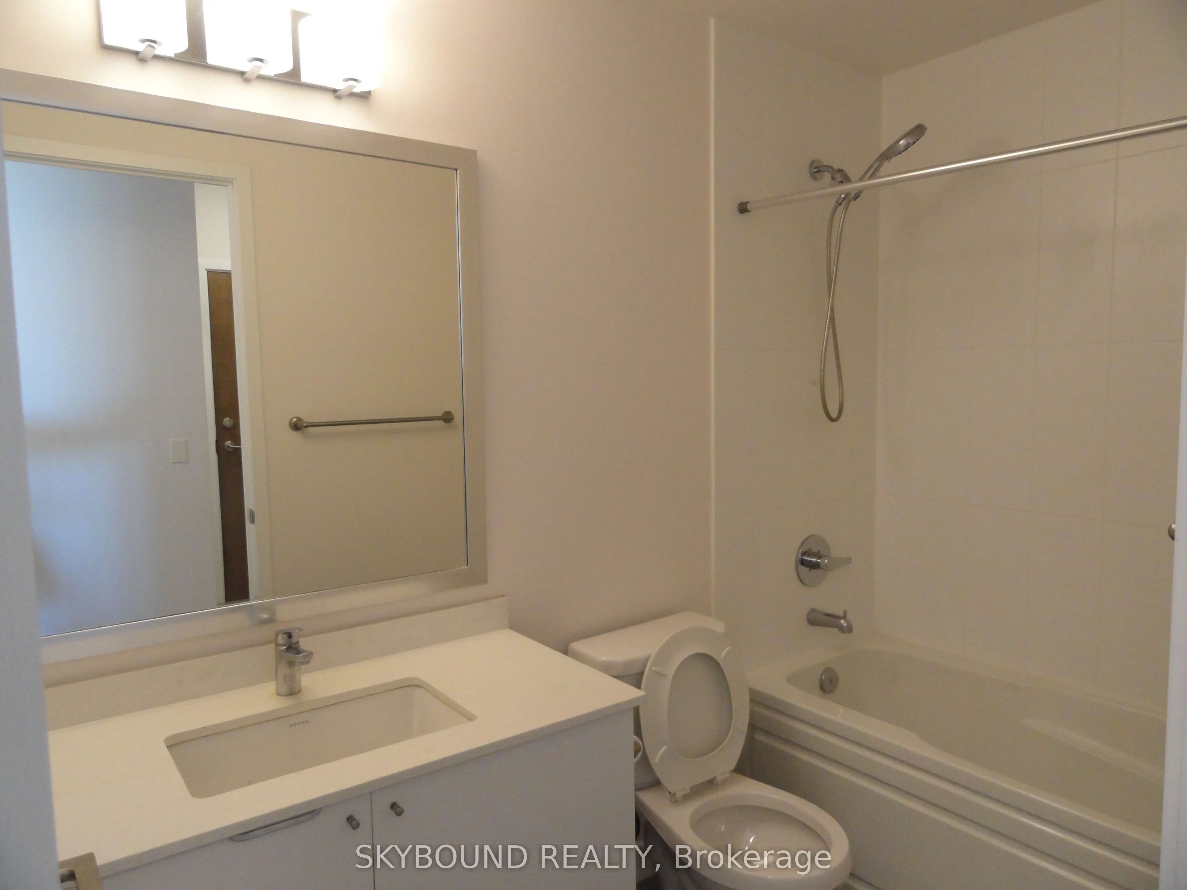 3975 Grand Park Drive ##2207