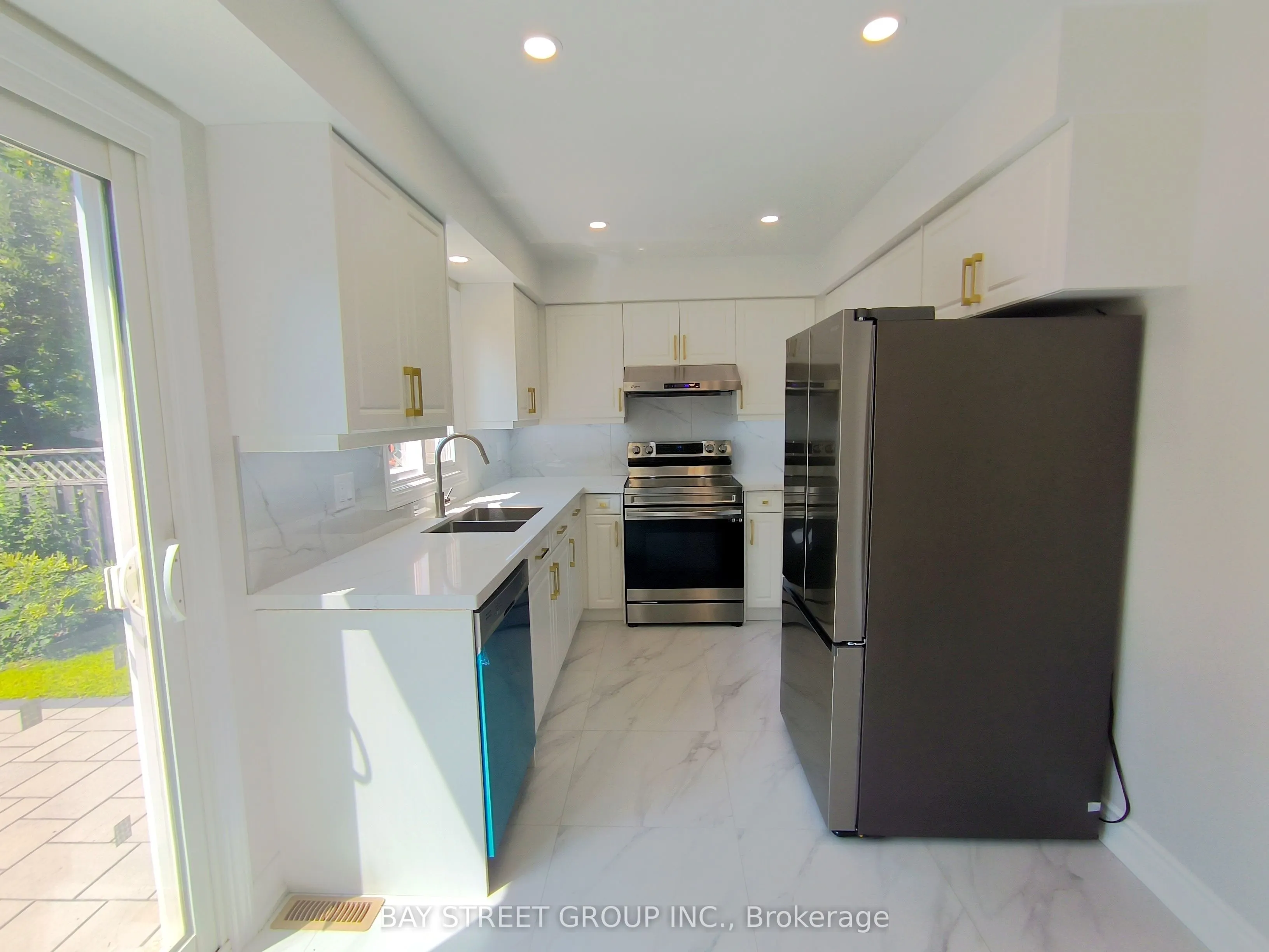 3282 Dragon Drive