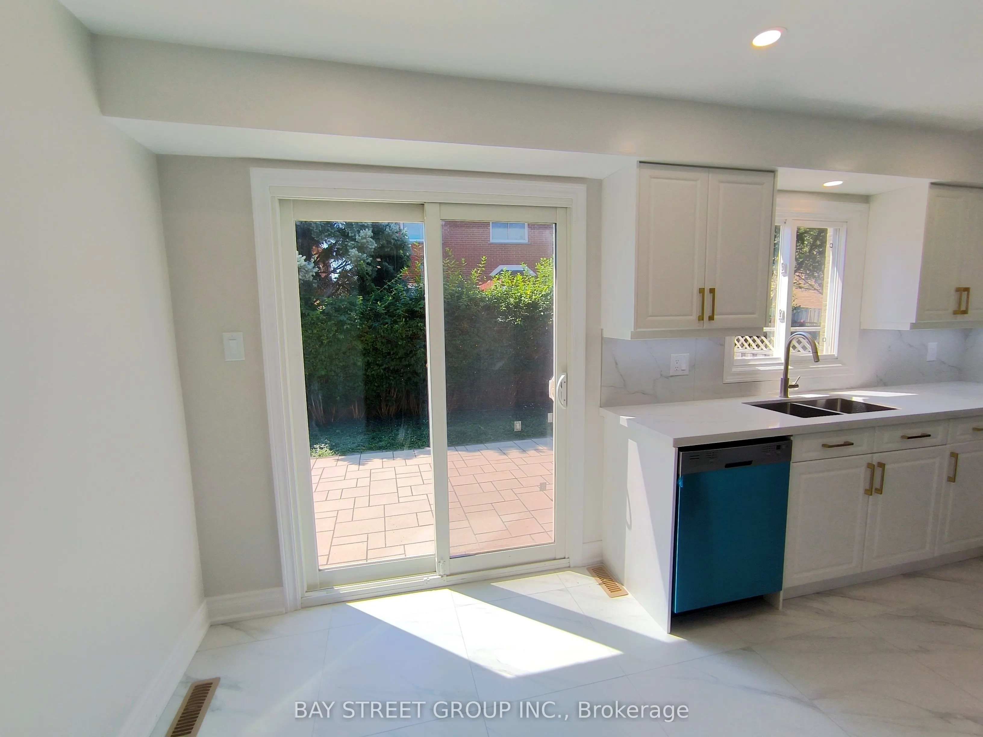 3282 Dragon Drive