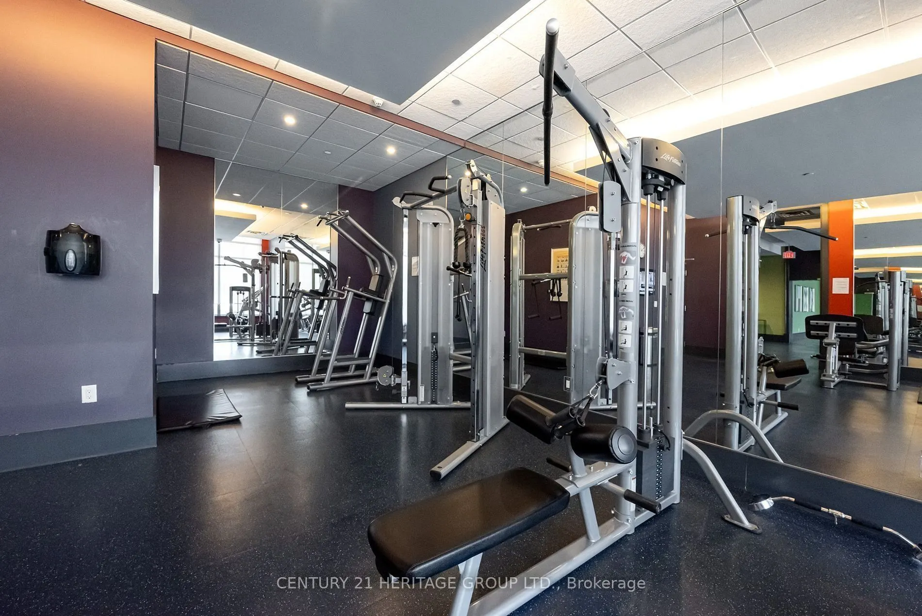1185 The Queensway Avenue #1017