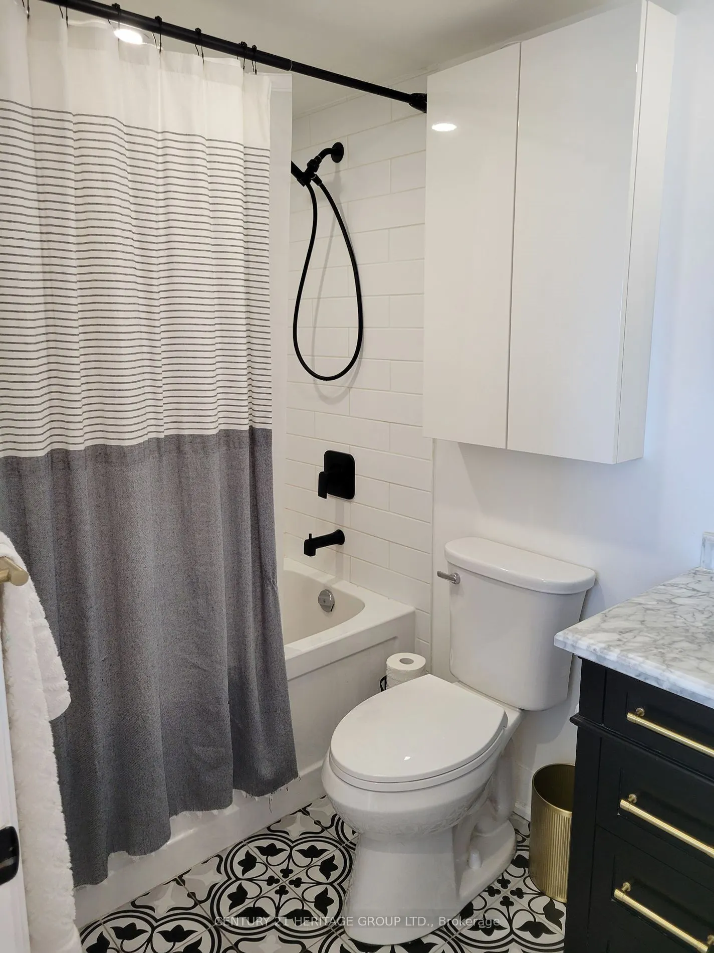 1185 The Queensway Avenue #1017