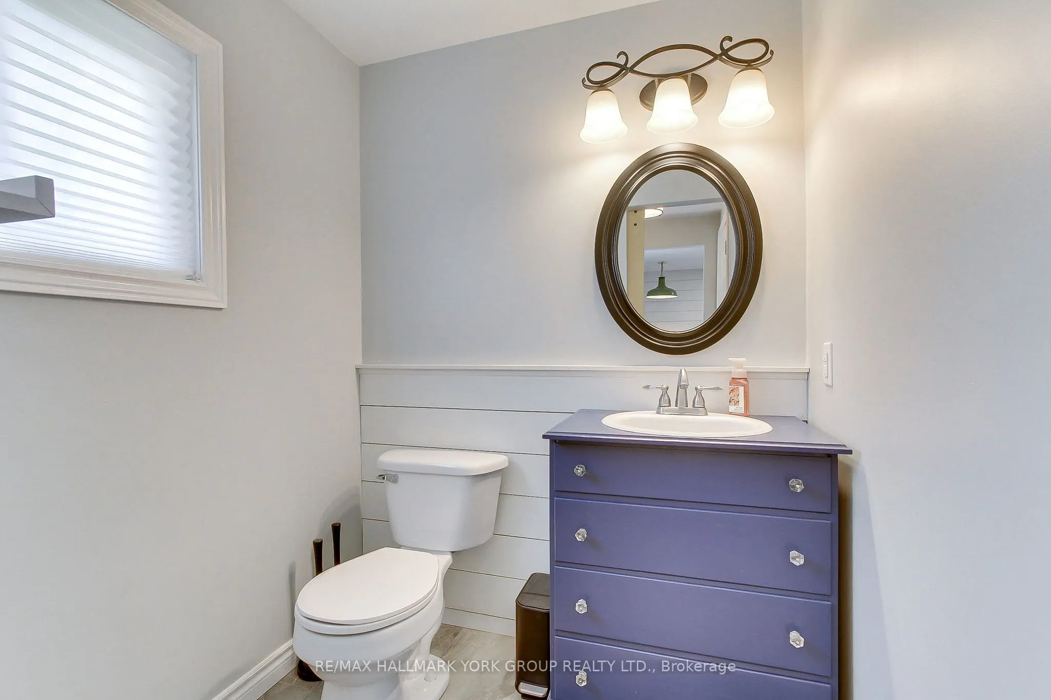 137 Churchill Road S