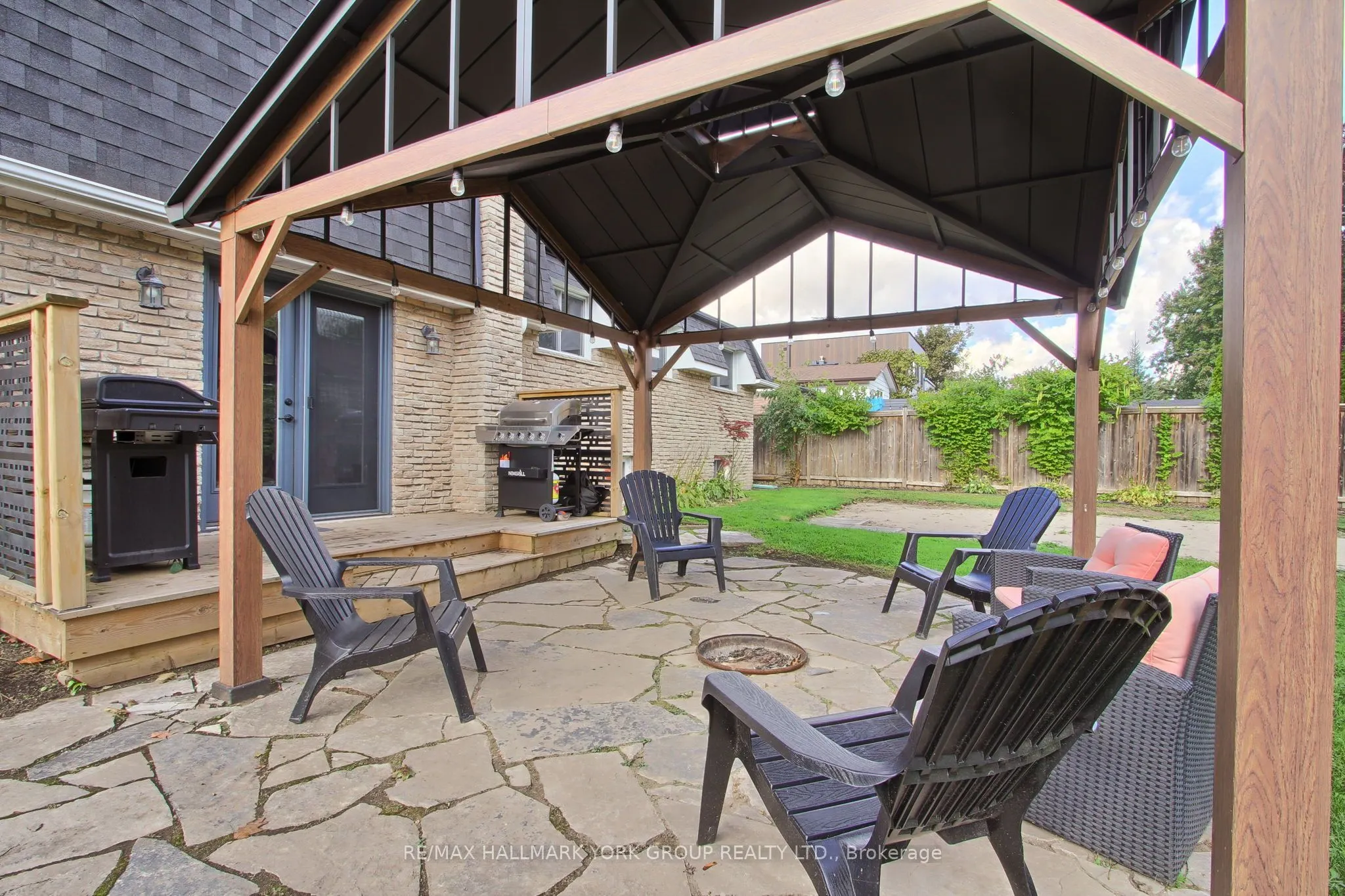 137 Churchill Road S
