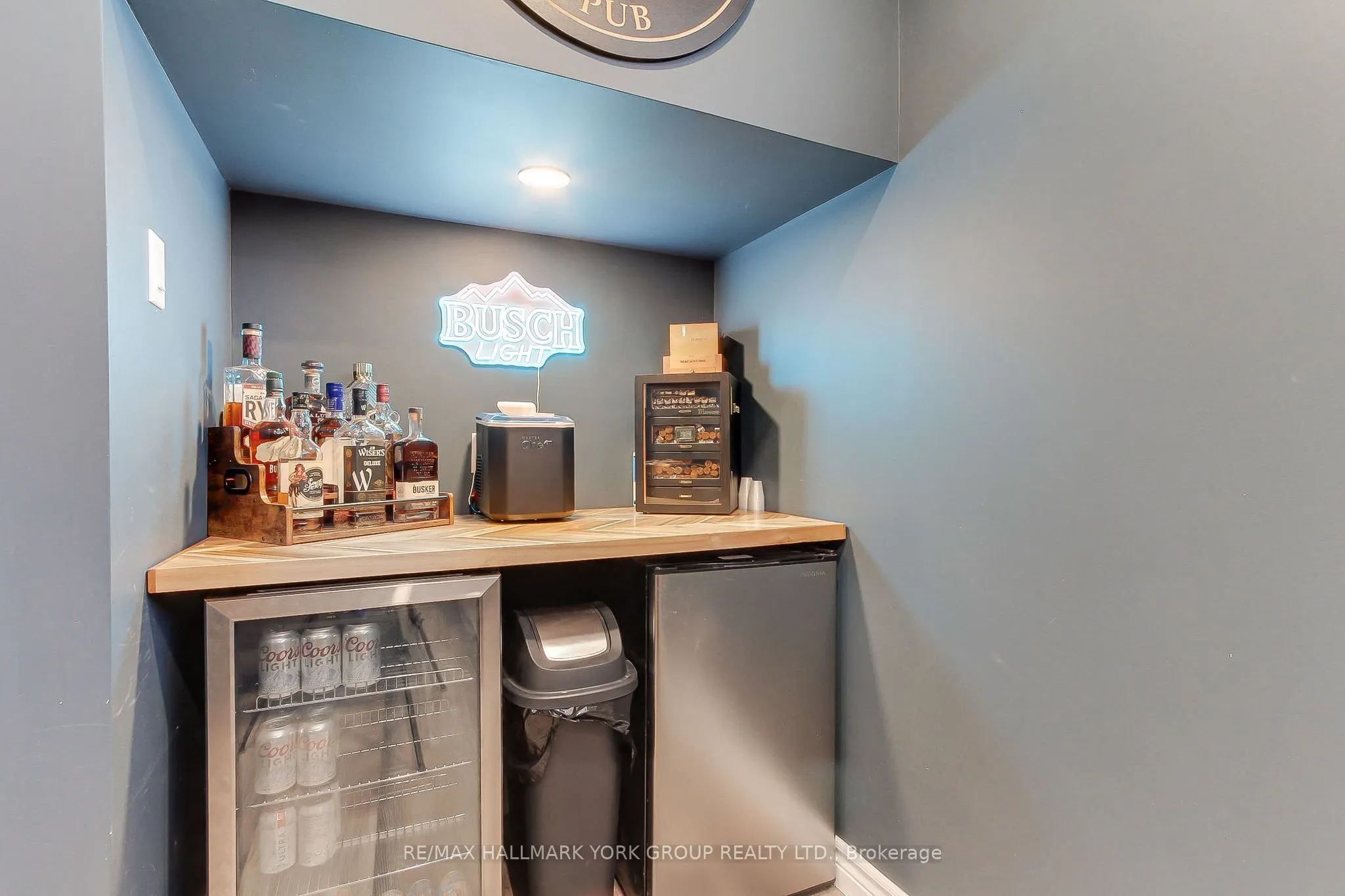 137 Churchill Road S