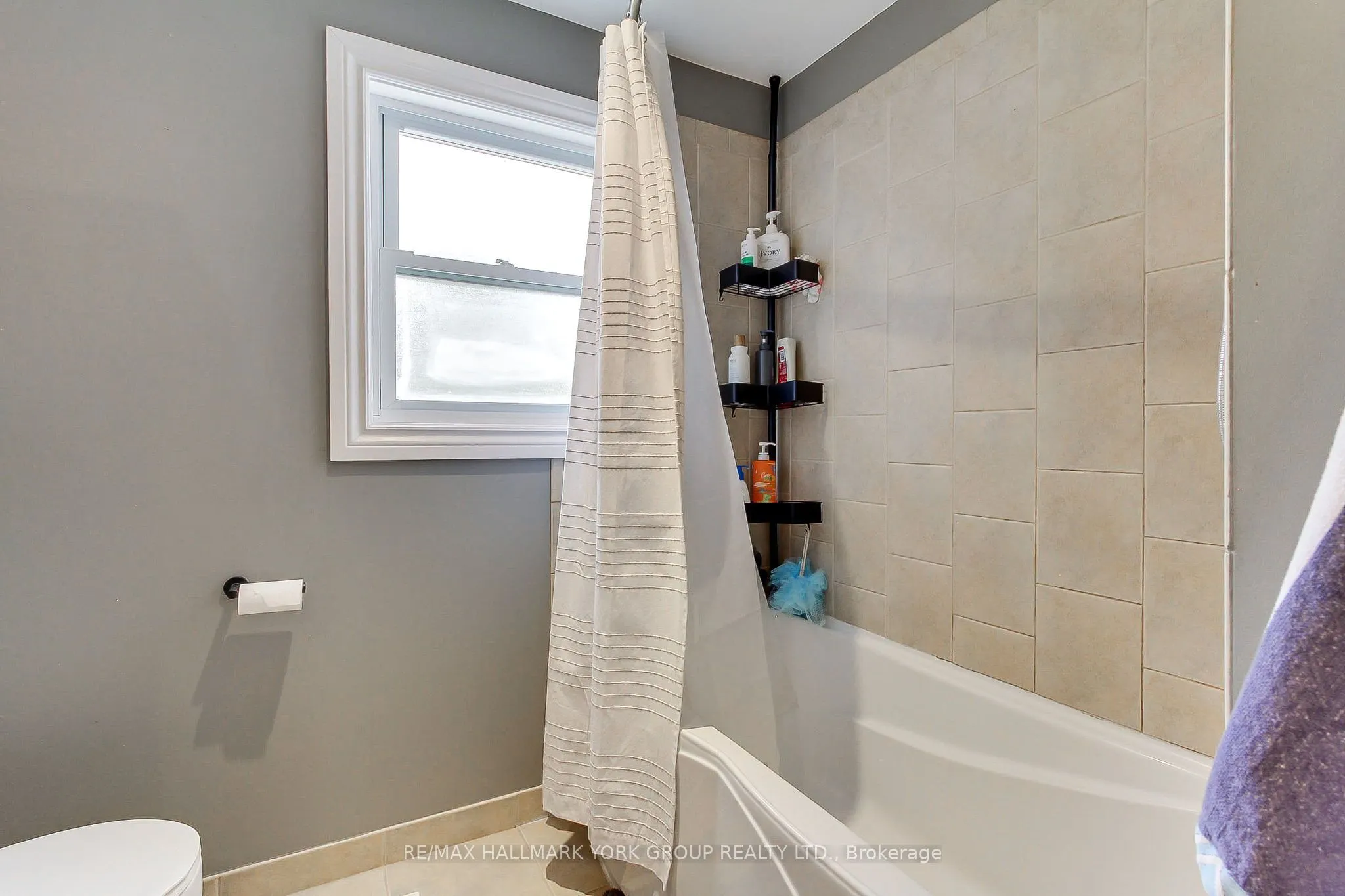 137 Churchill Road S