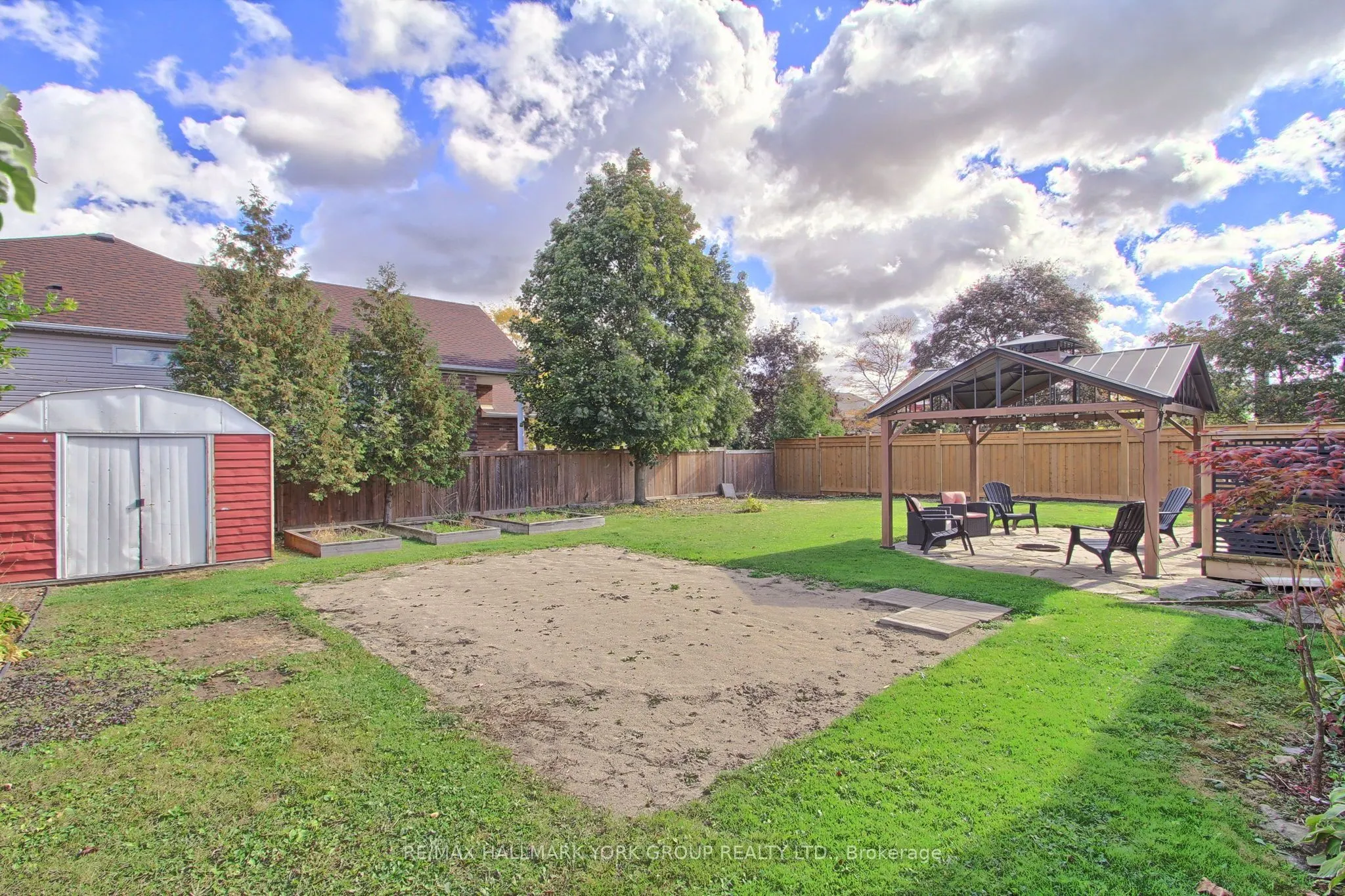 137 Churchill Road S