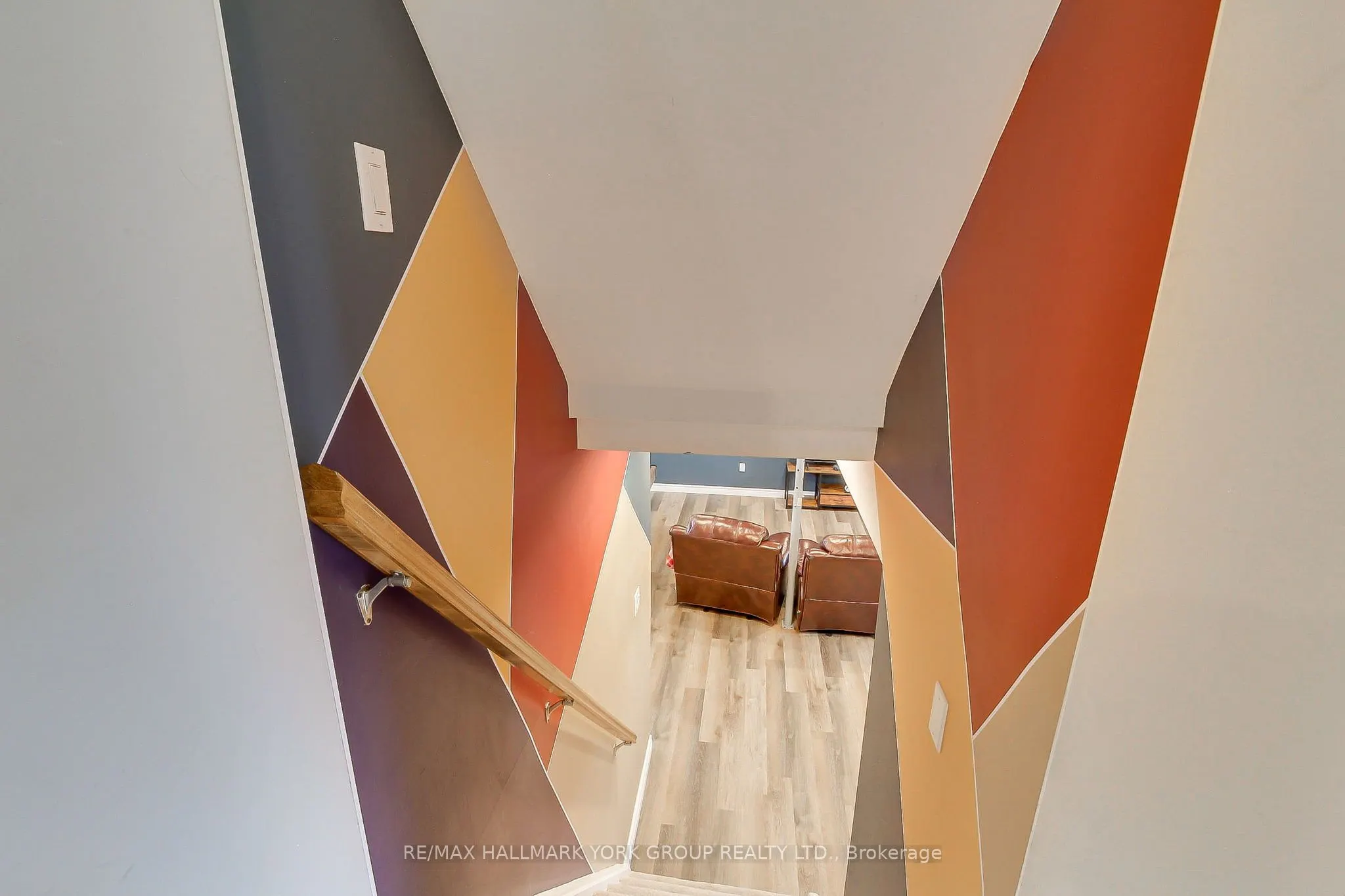 137 Churchill Road S