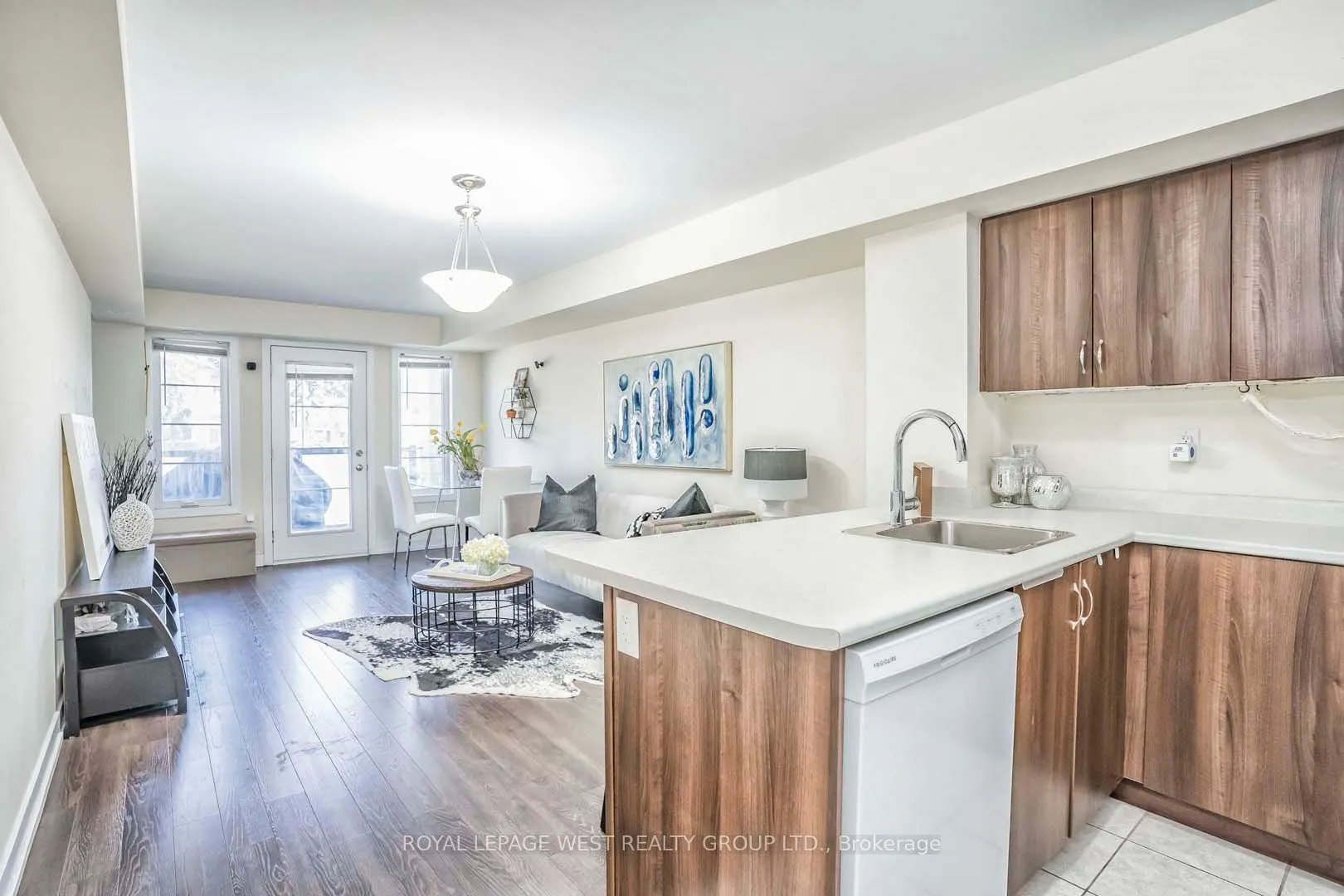 2355 Sheppard Avenue W #238