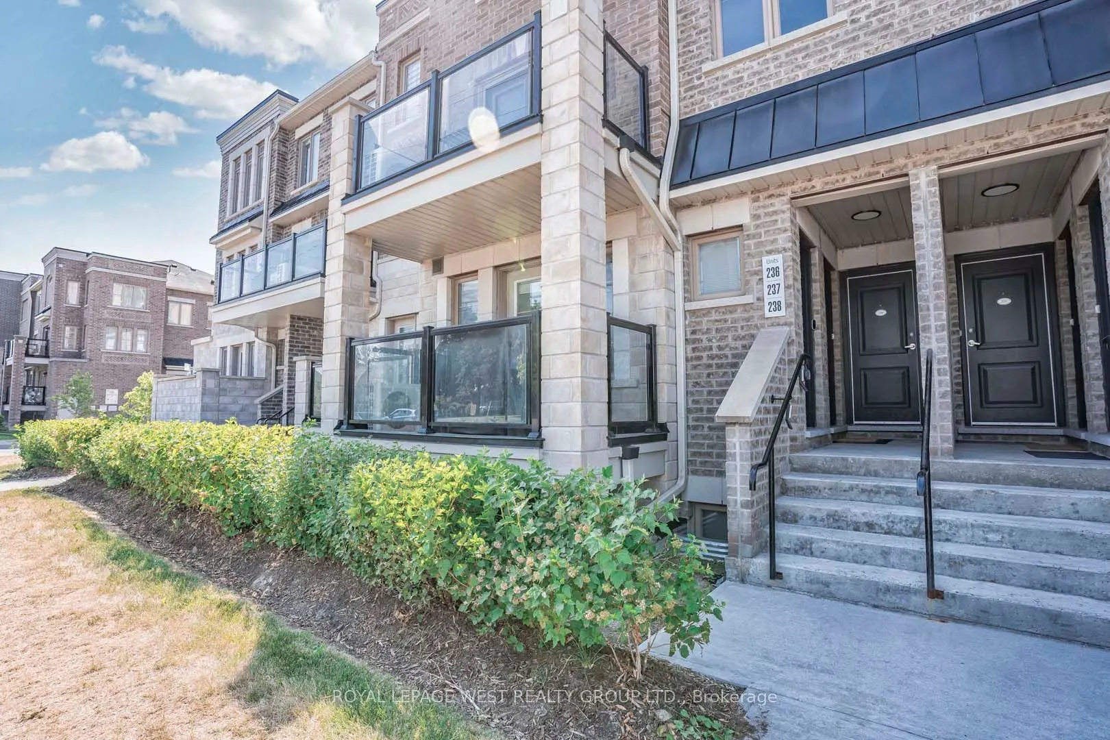 2355 Sheppard Avenue W #238
