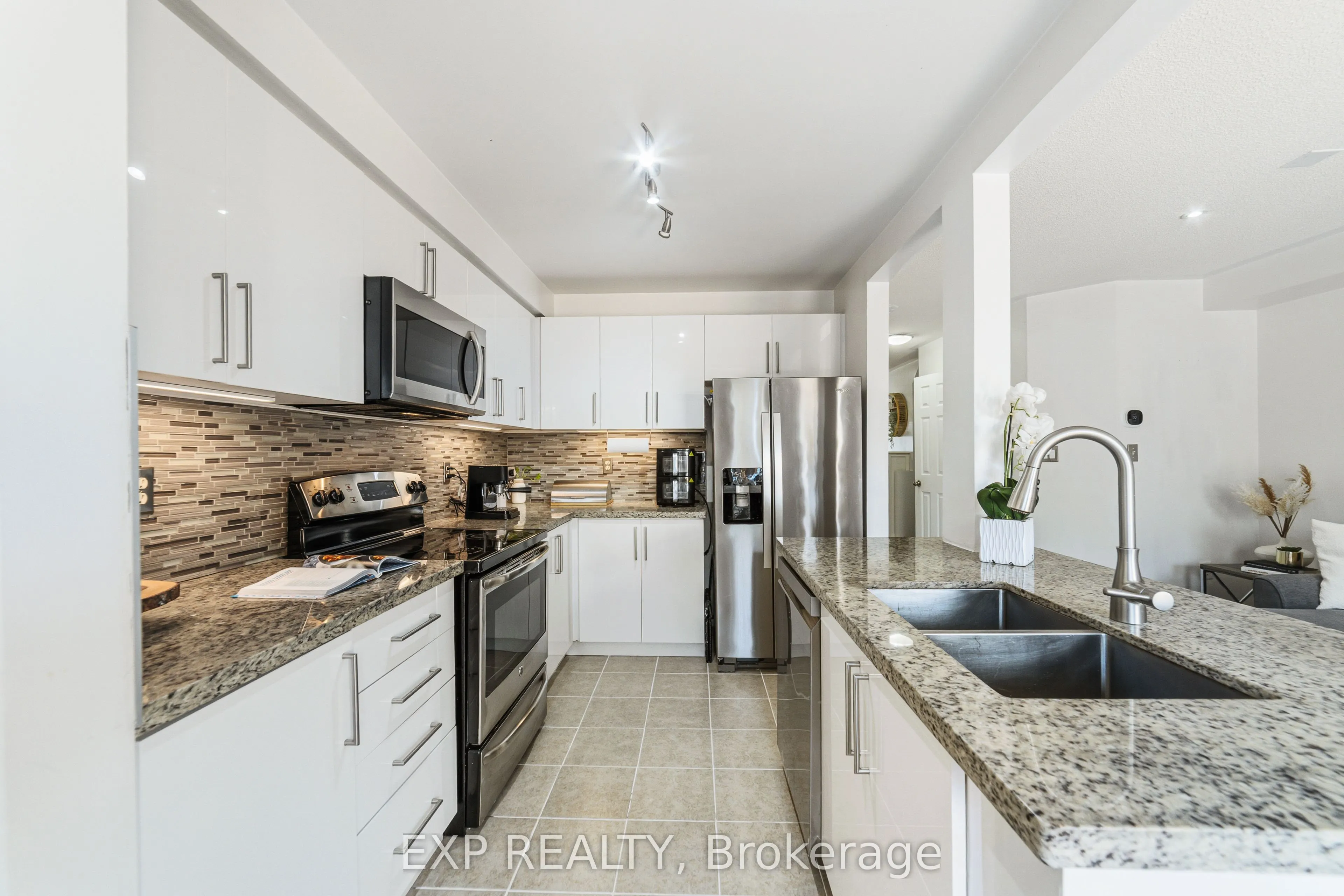 4368 Fairview Street