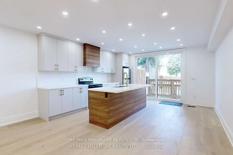 58 Corbett Avenue #Lower