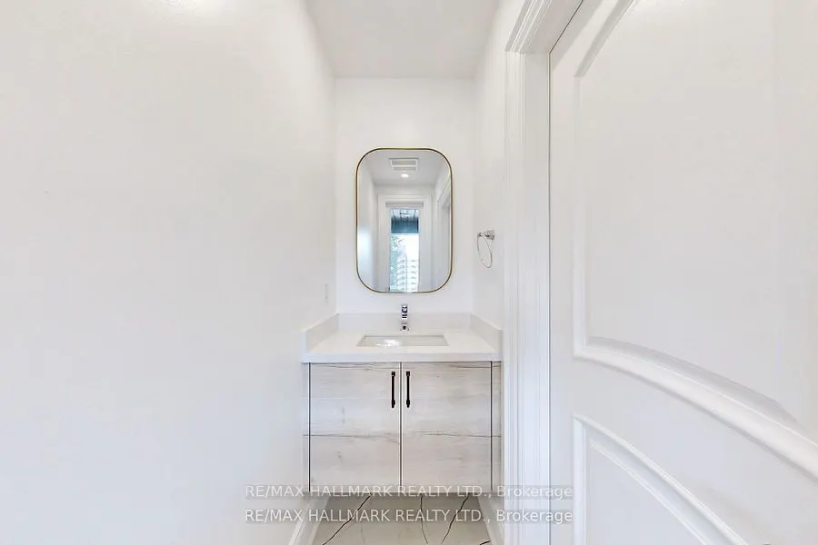 58 Corbett Avenue #Lower
