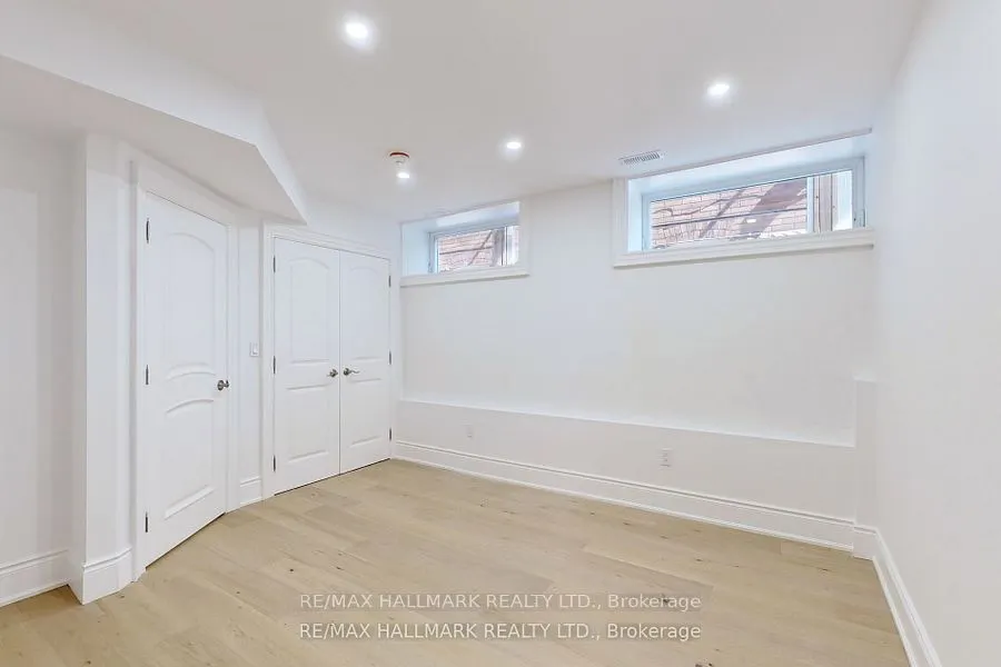 58 Corbett Avenue #Lower