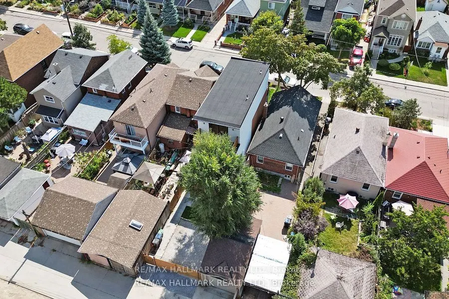 58 Corbett Avenue #Lower