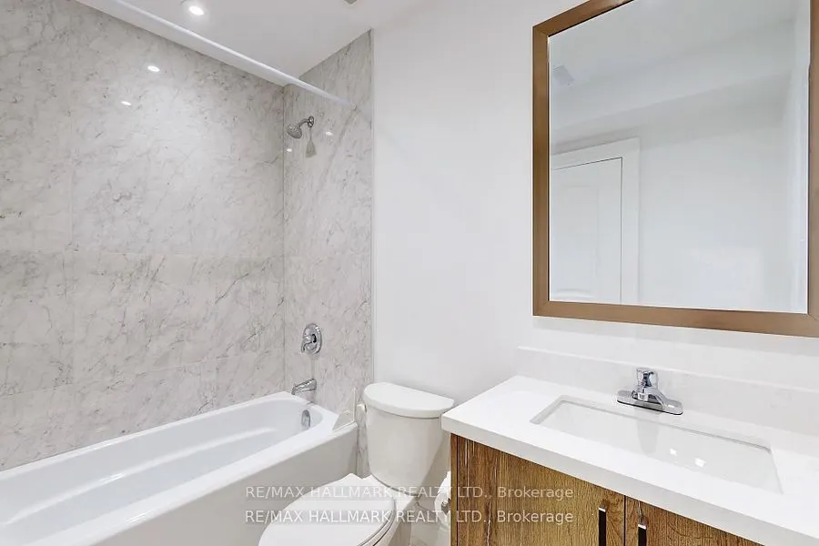 58 Corbett Avenue #Lower