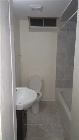 4339 Radisson(Basement) Crescent W