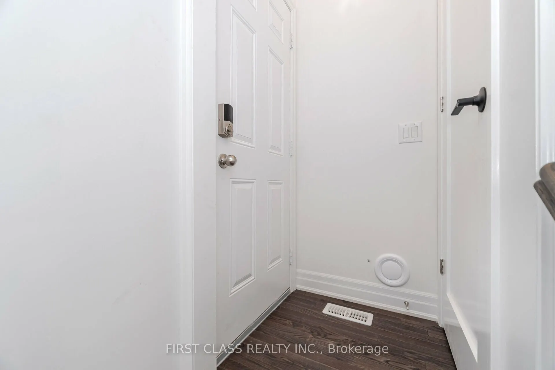 146 Rising Hill Ridge W