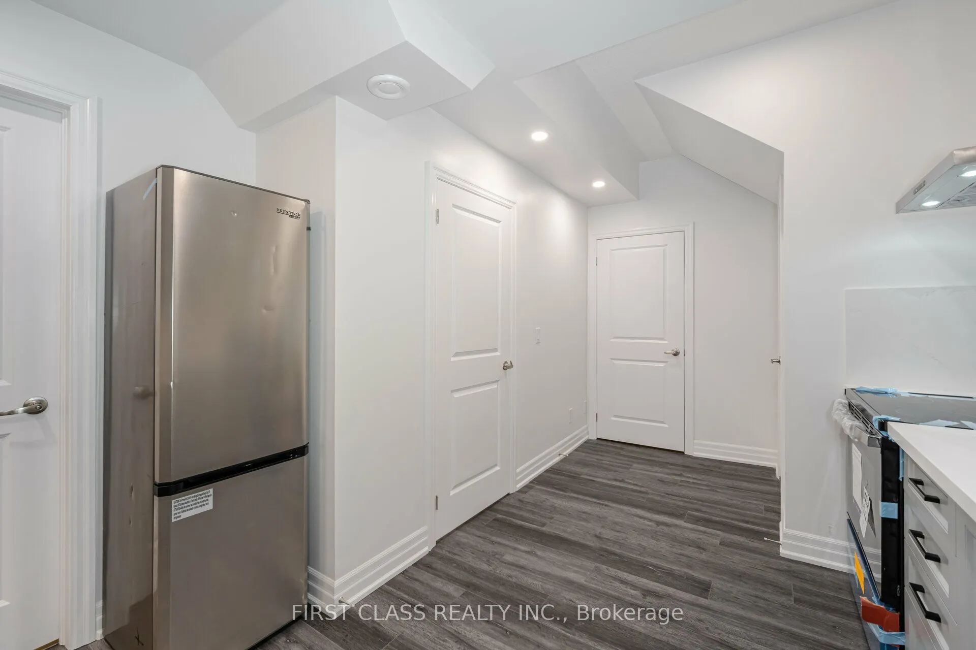 146 Rising Hill Ridge W