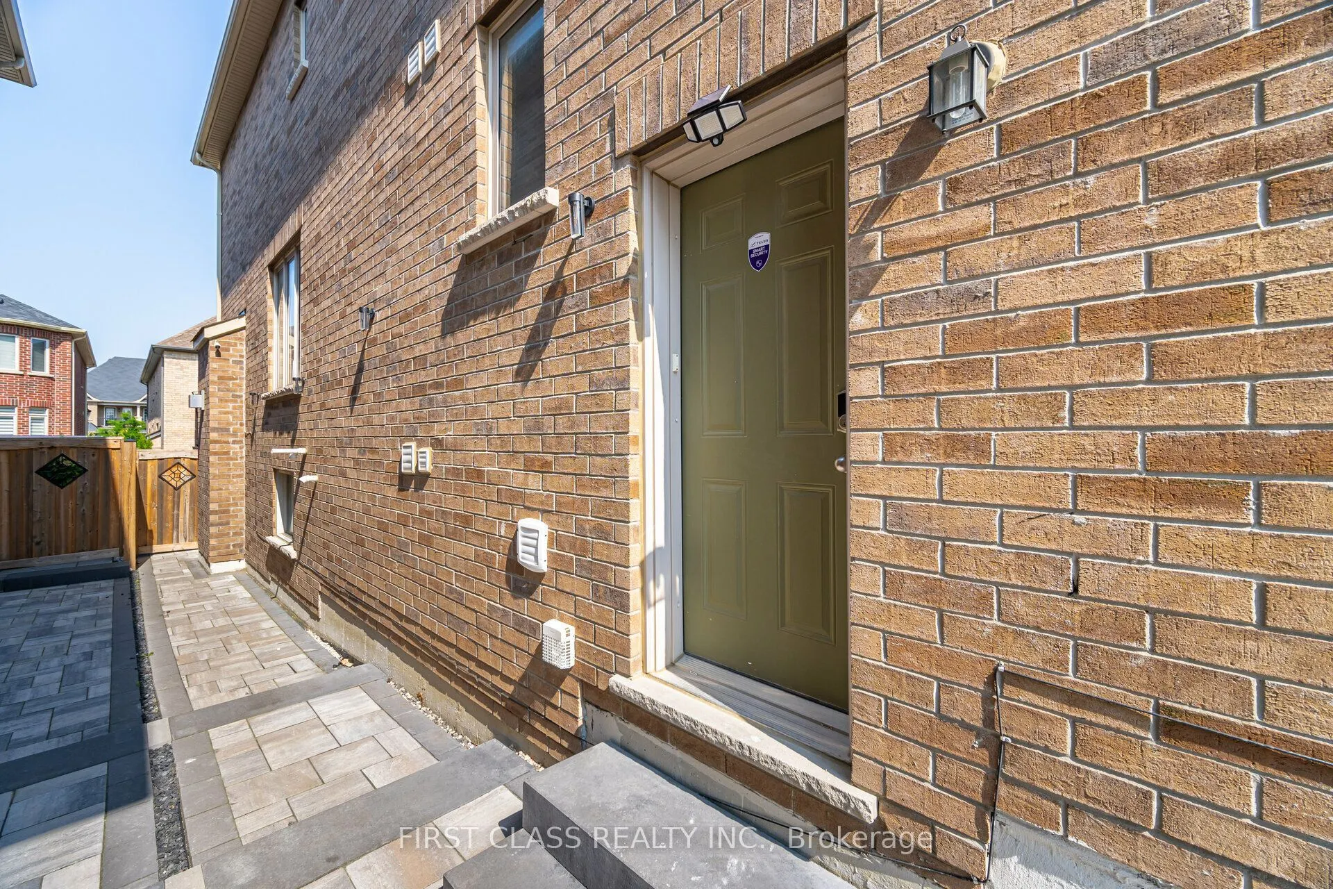 146 Rising Hill Ridge W