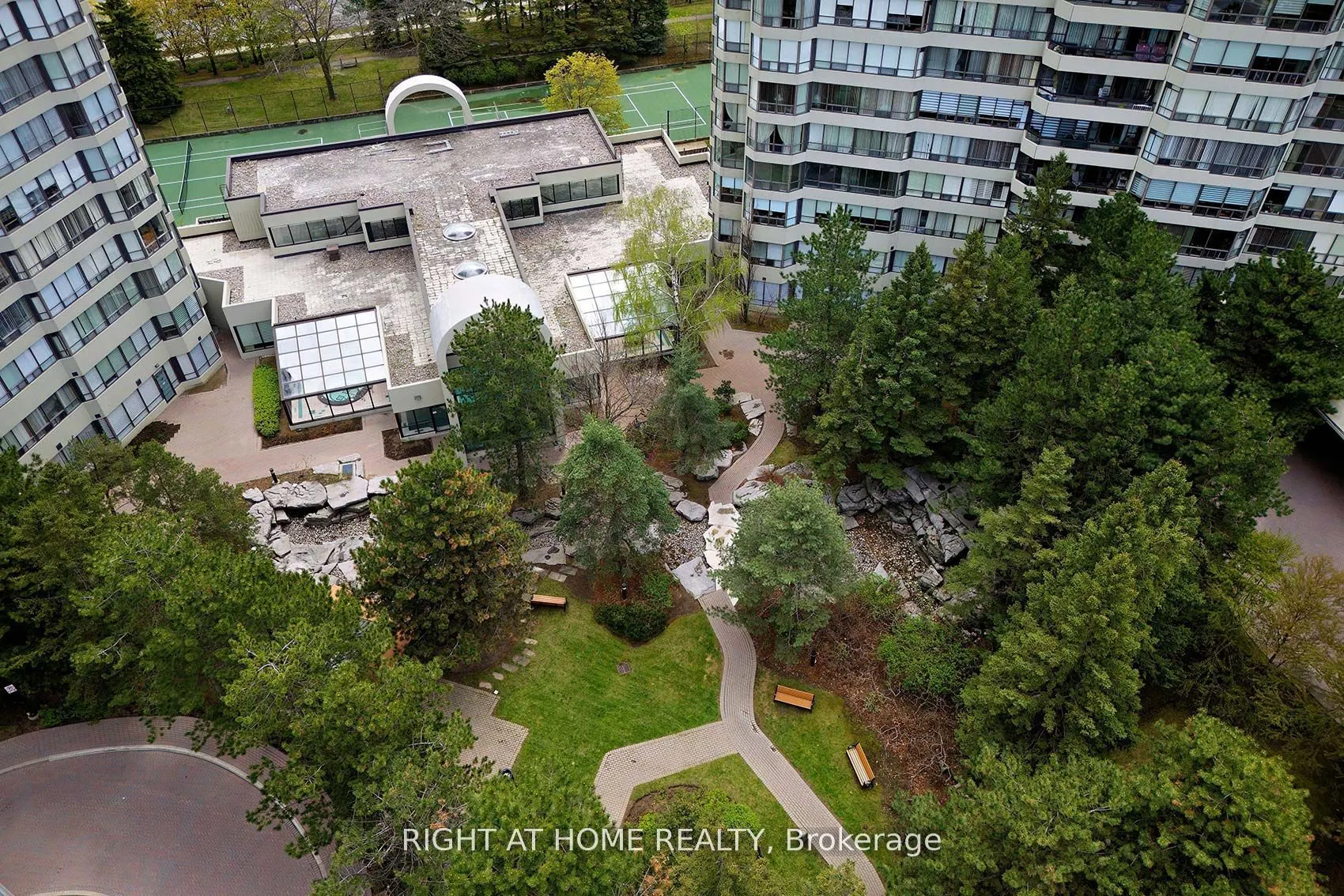 22 Hanover Road #708