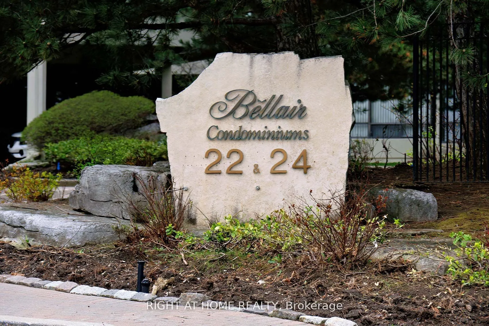 22 Hanover Road #708