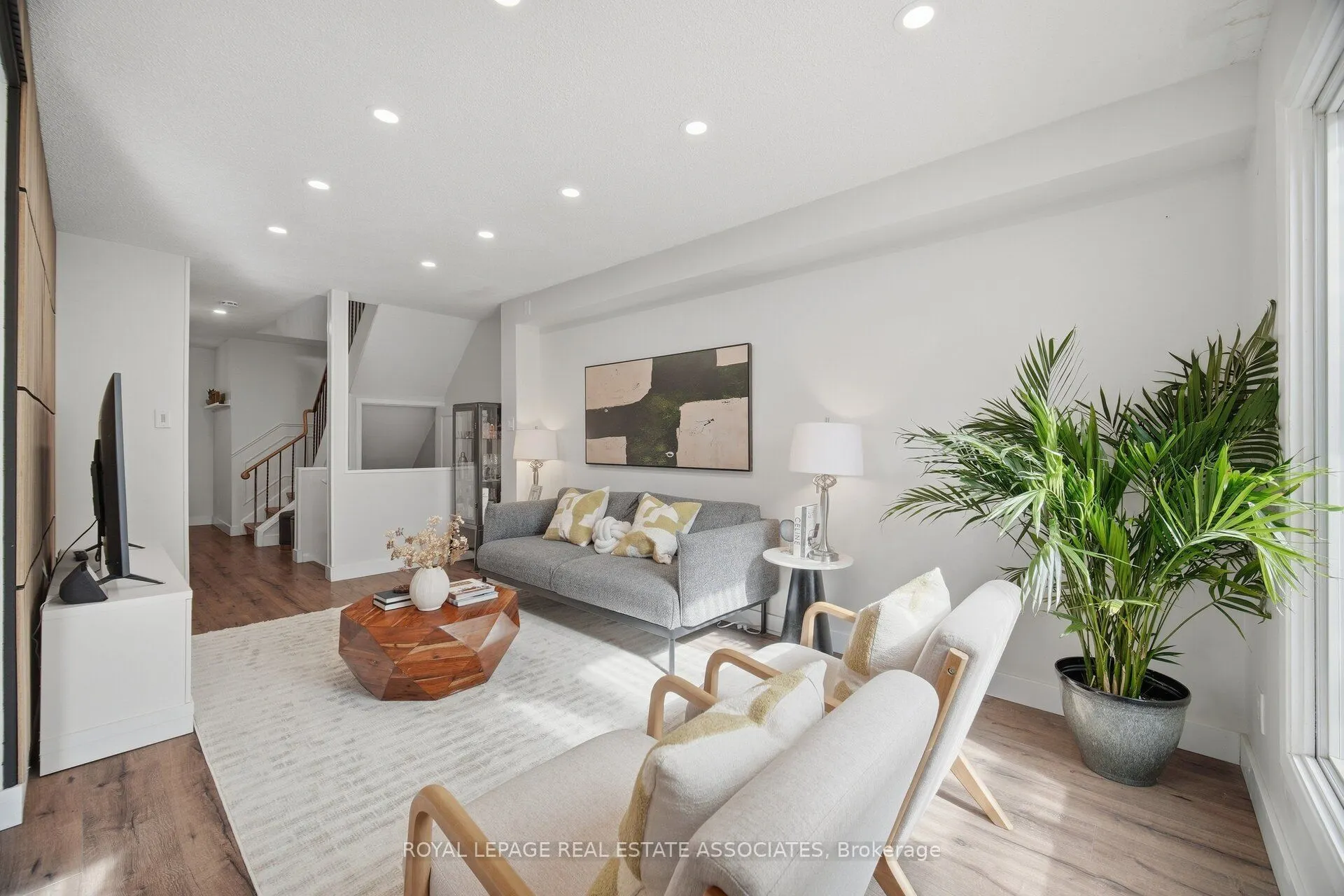 4002 Bishopstoke Lane