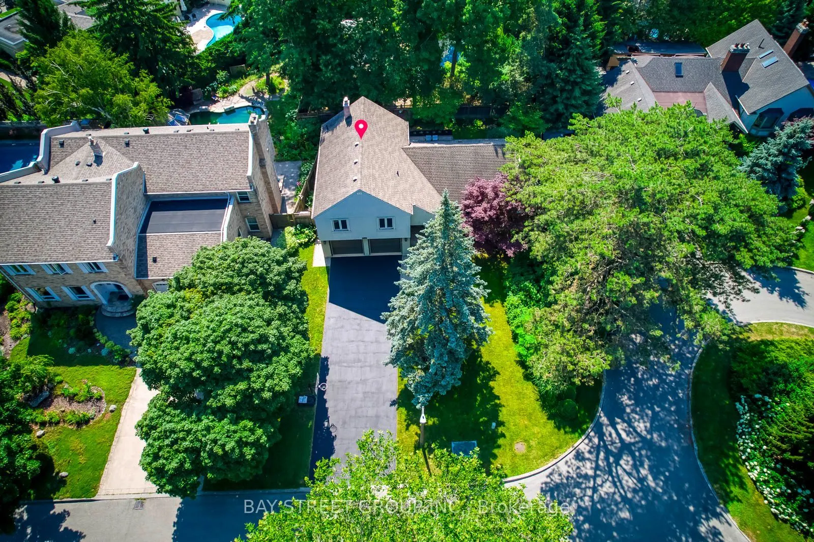 2234 Bennington Gate
