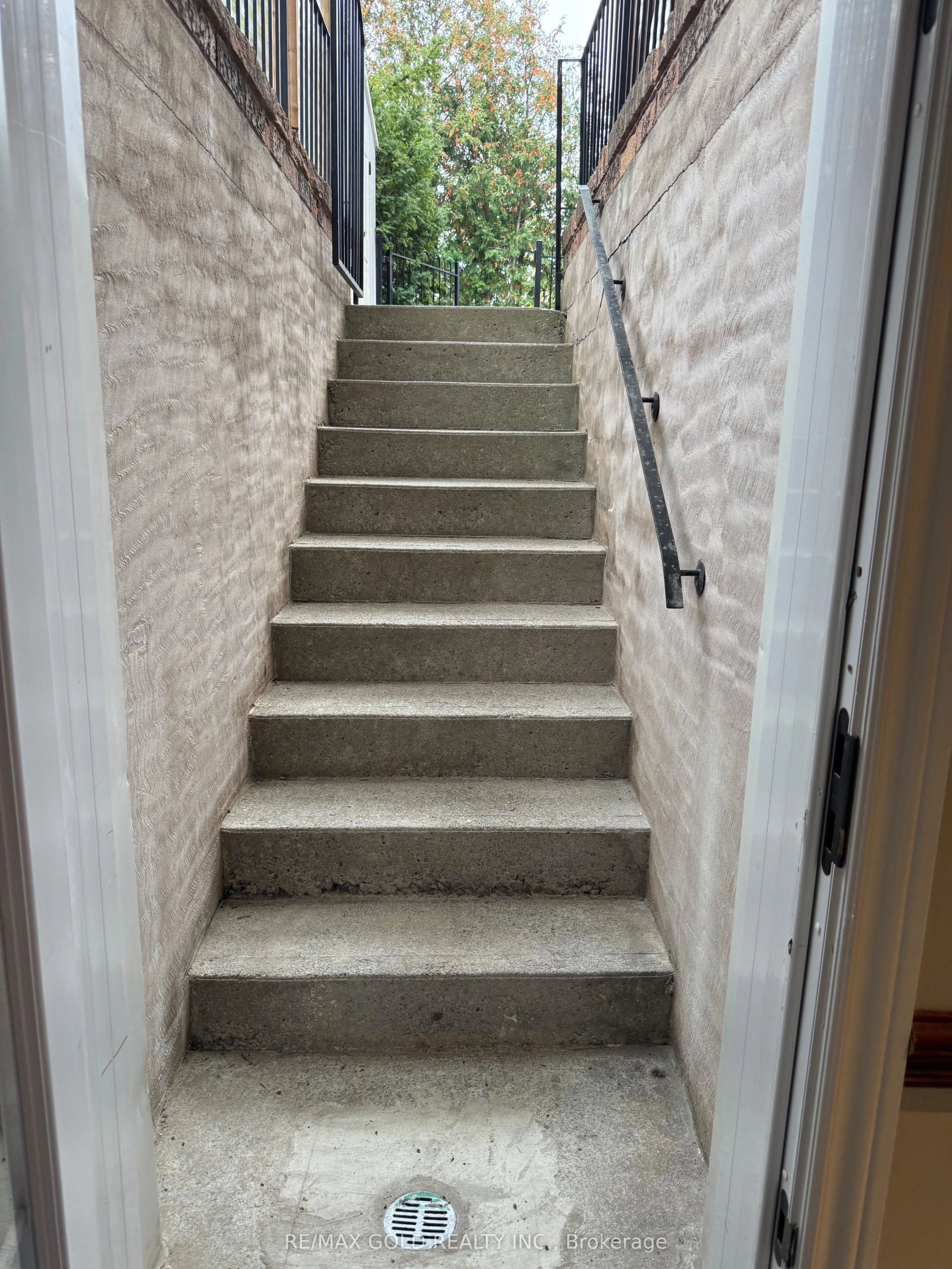 41 Mountainberry Road #Basement