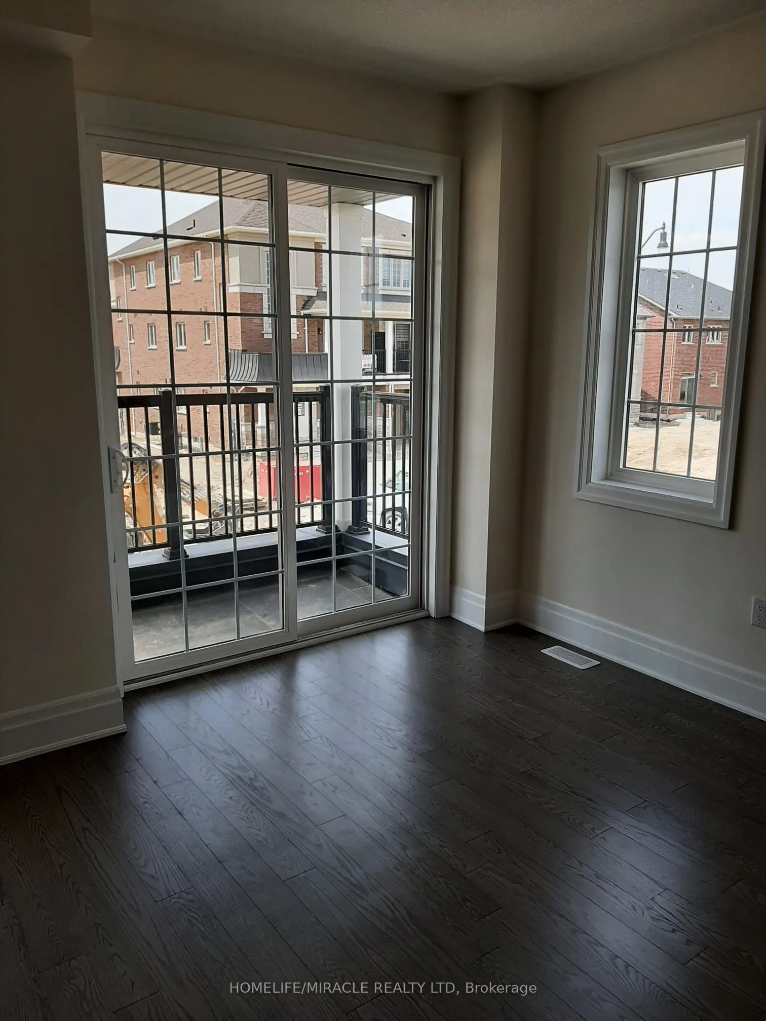 63 Hashmi Place E