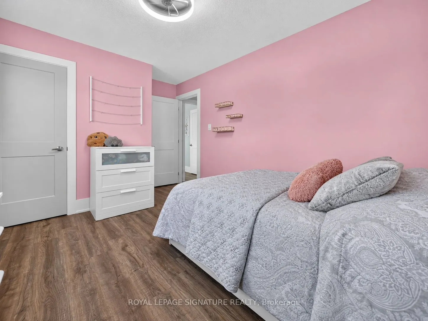 2595 Cavendish Drive