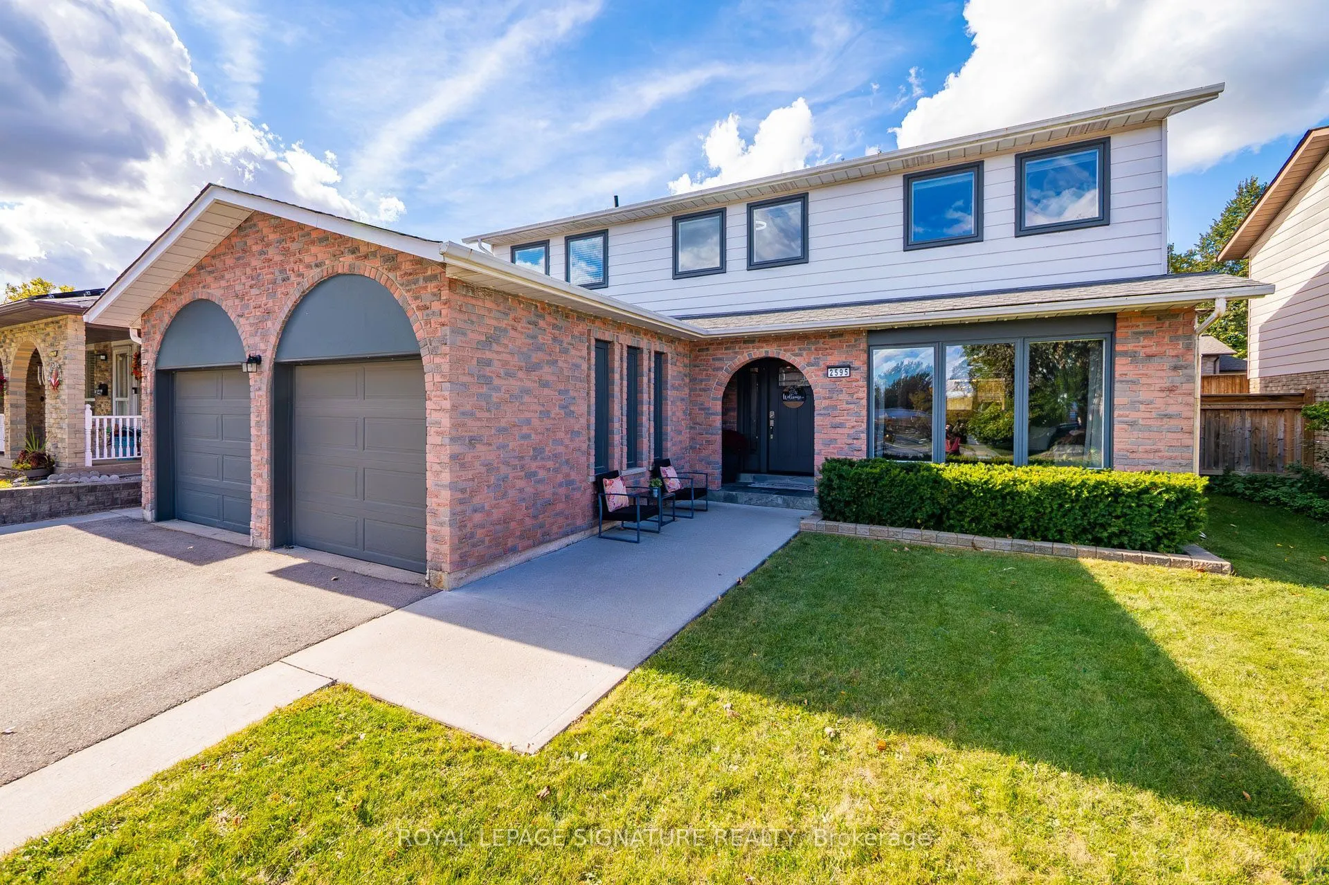 2595 Cavendish Drive