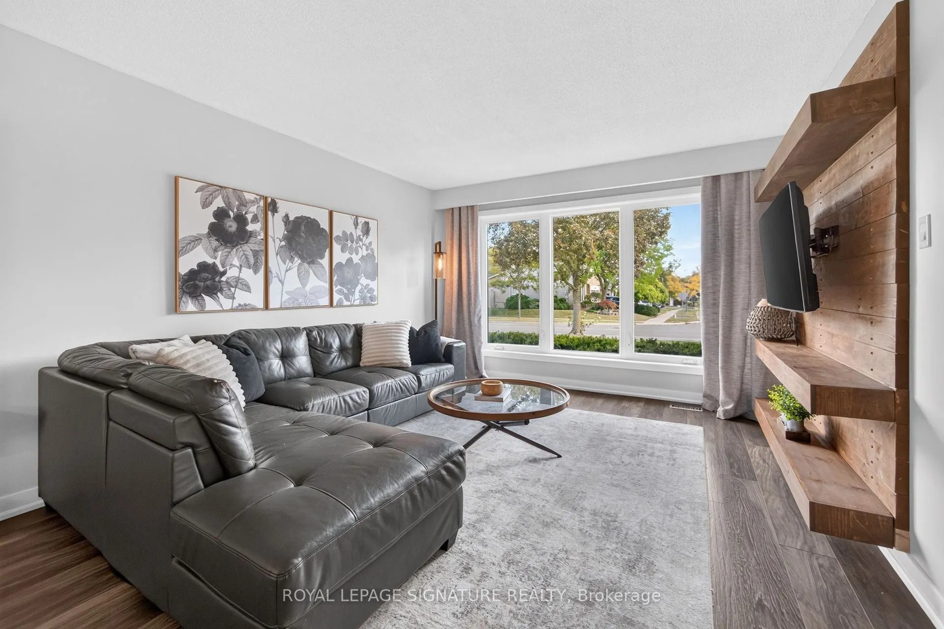 2595 Cavendish Drive