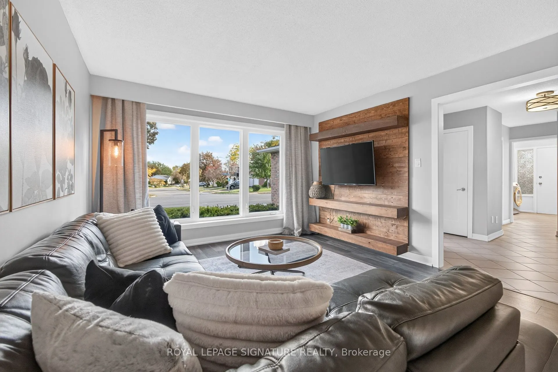 2595 Cavendish Drive