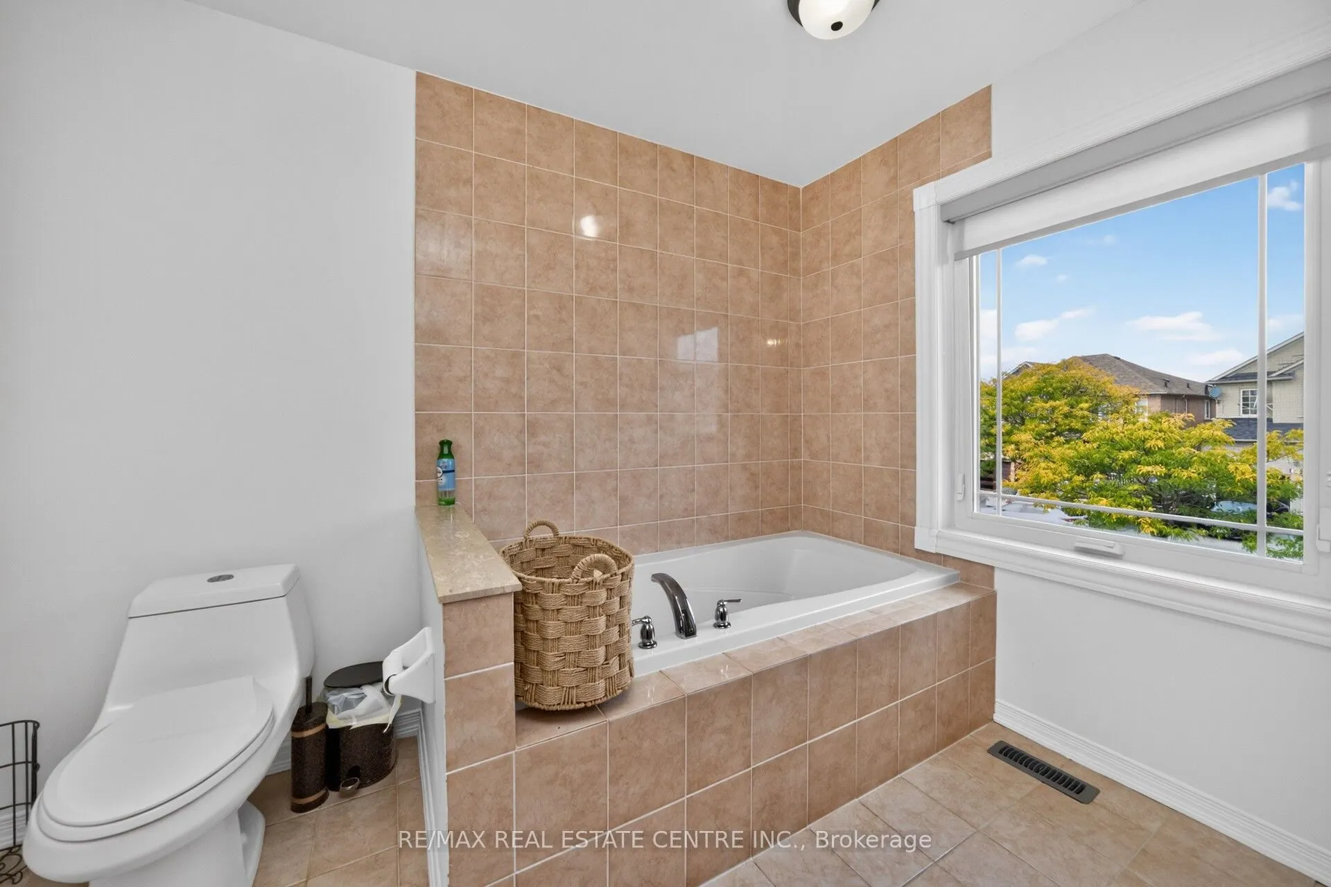 21 River Heights Drive