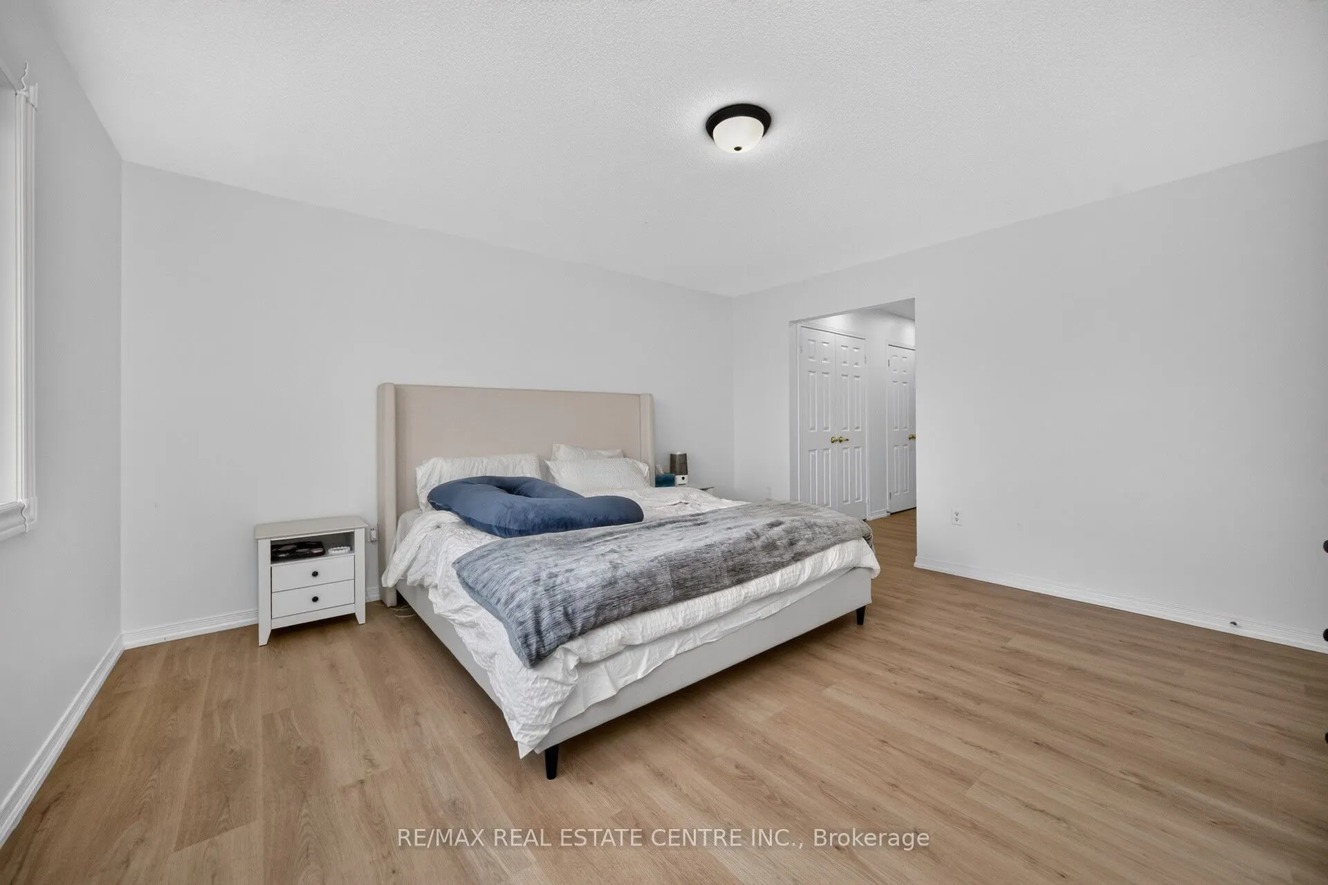 21 River Heights Drive
