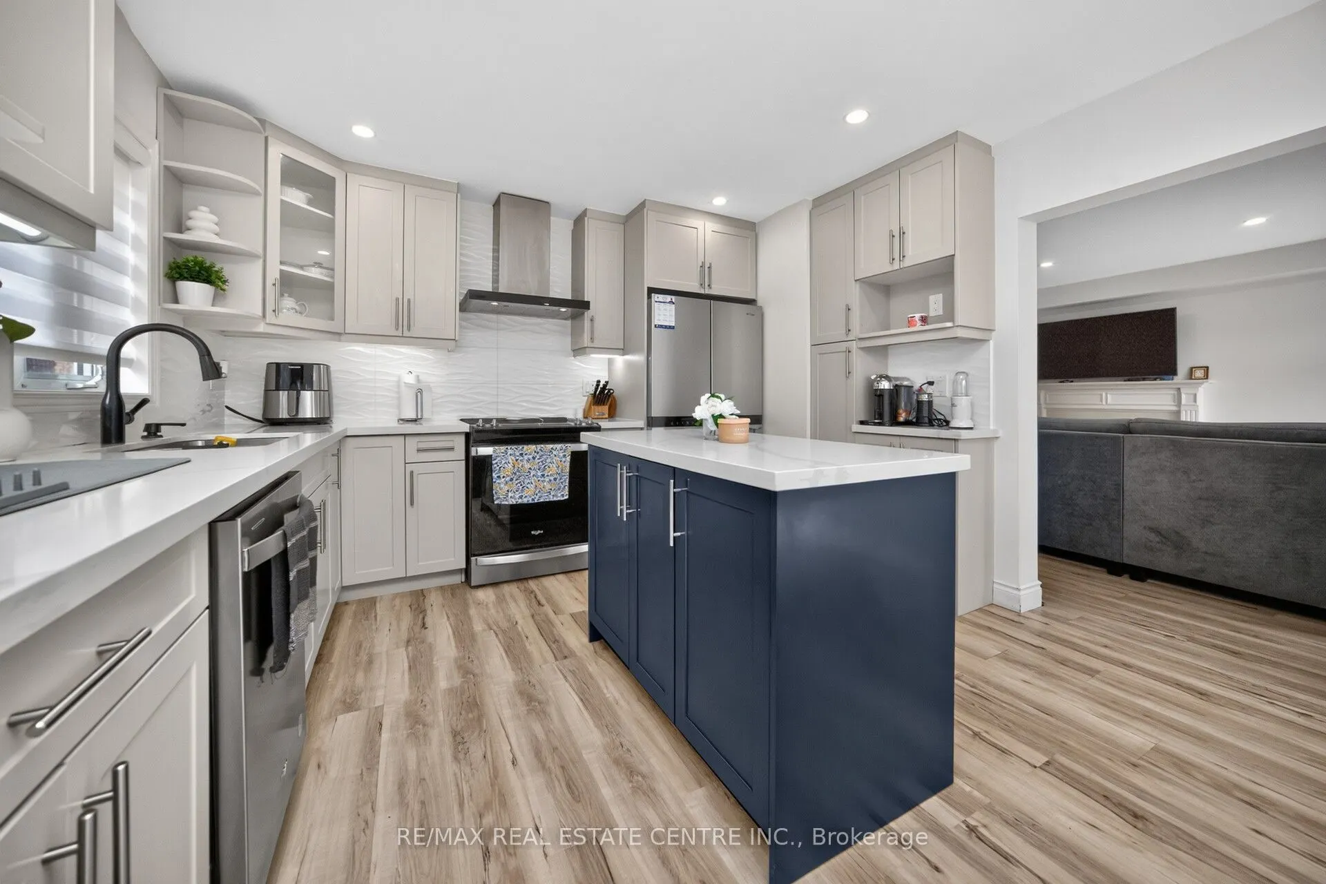 21 River Heights Drive