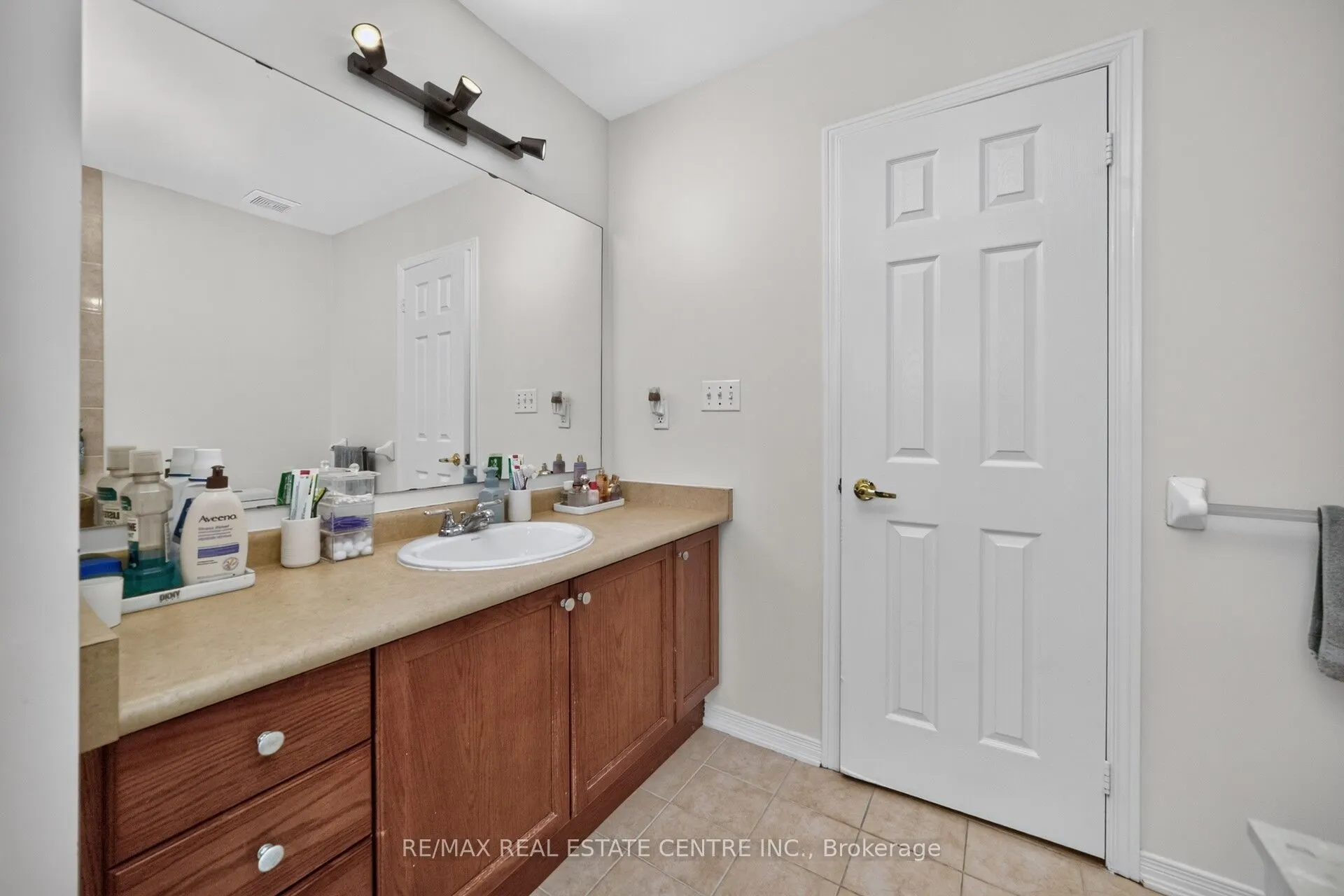21 River Heights Drive