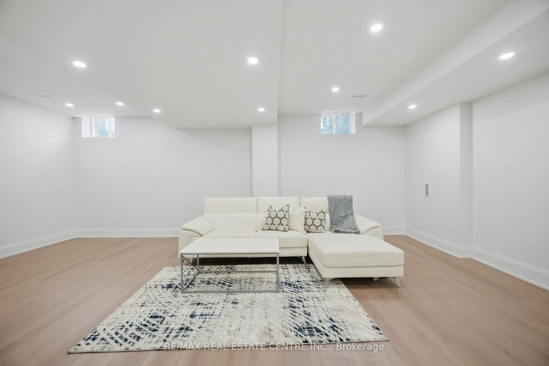 4 Calstock Place