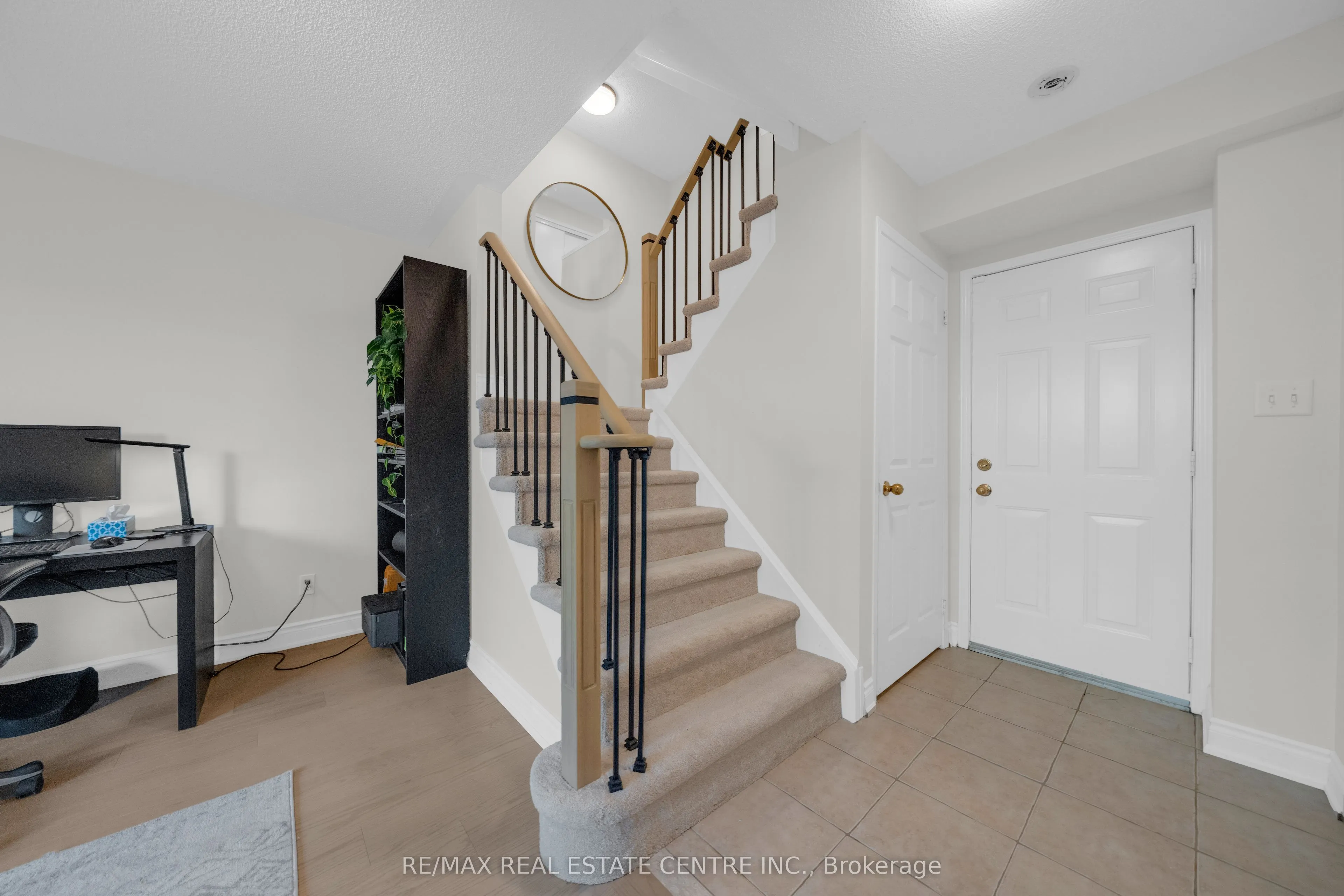 3440 Redpath Circle