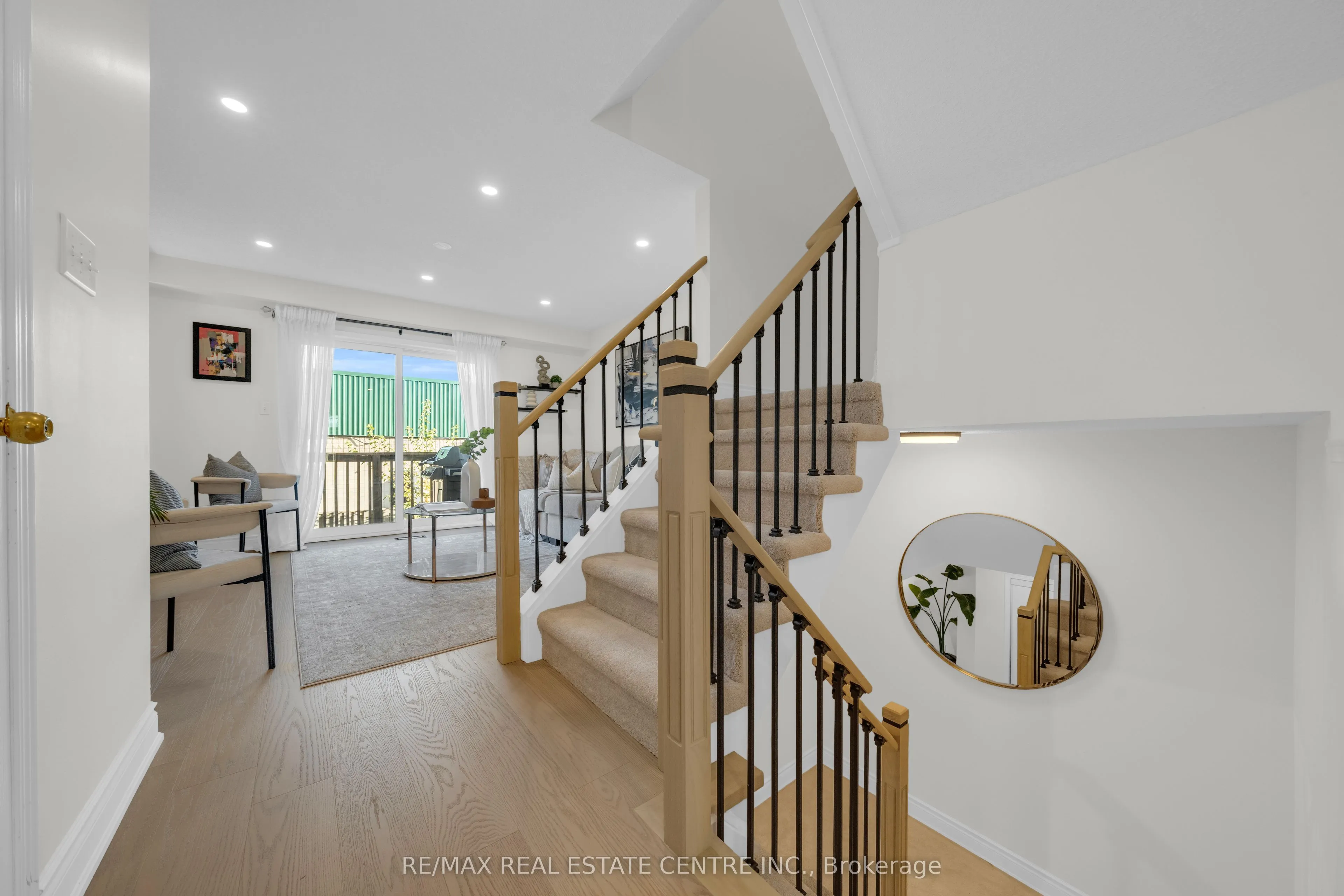 3440 Redpath Circle