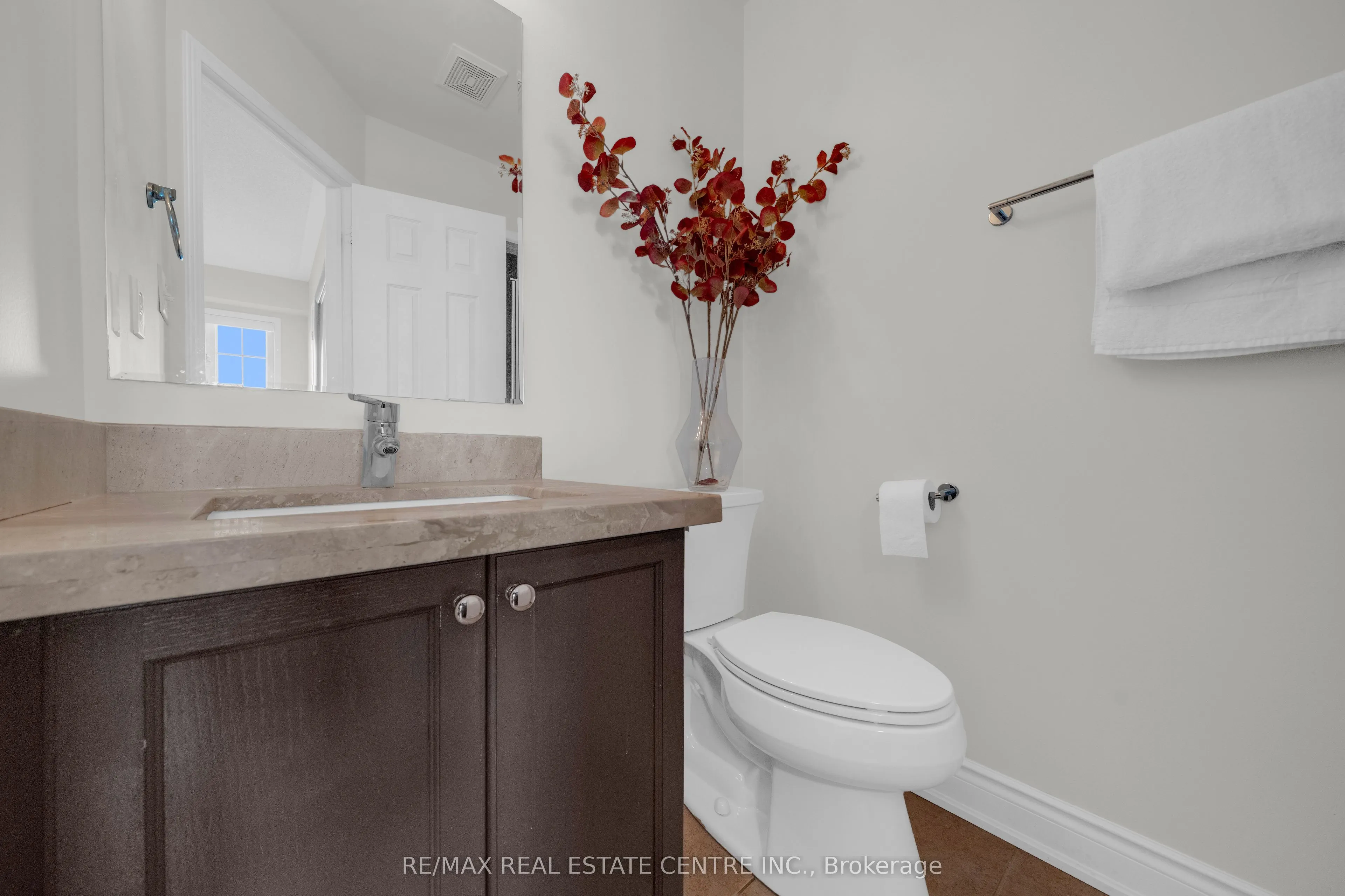 3440 Redpath Circle