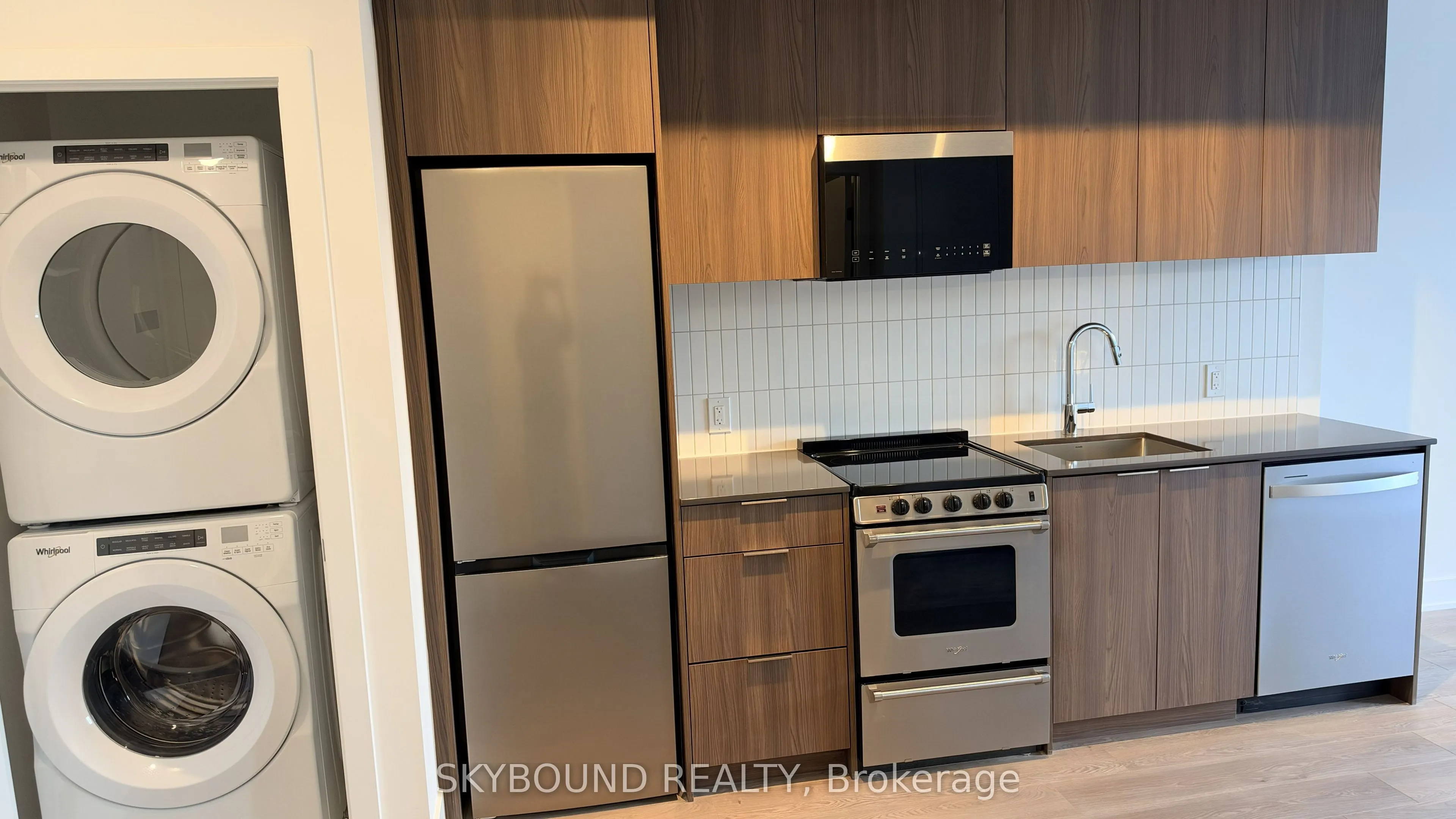 3008 William Cutmore Boulevard #710