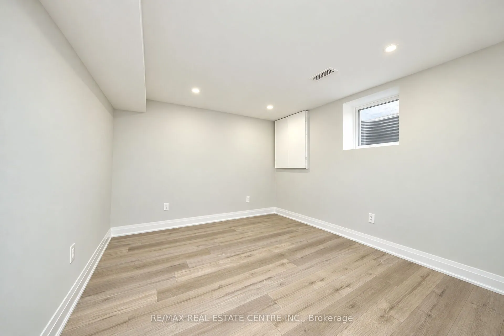 130 Martindale Crescent