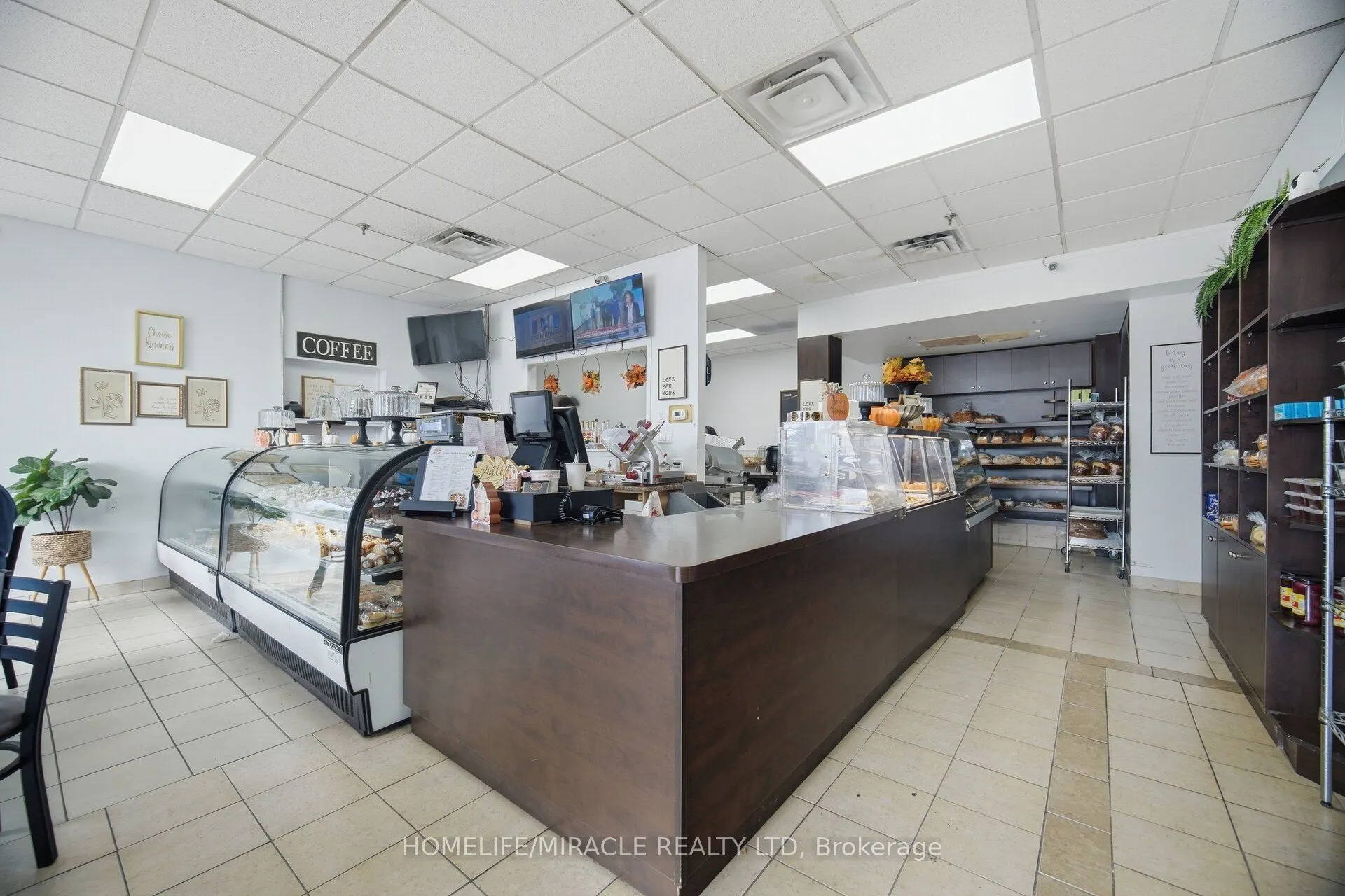 240 Clarence Street #1