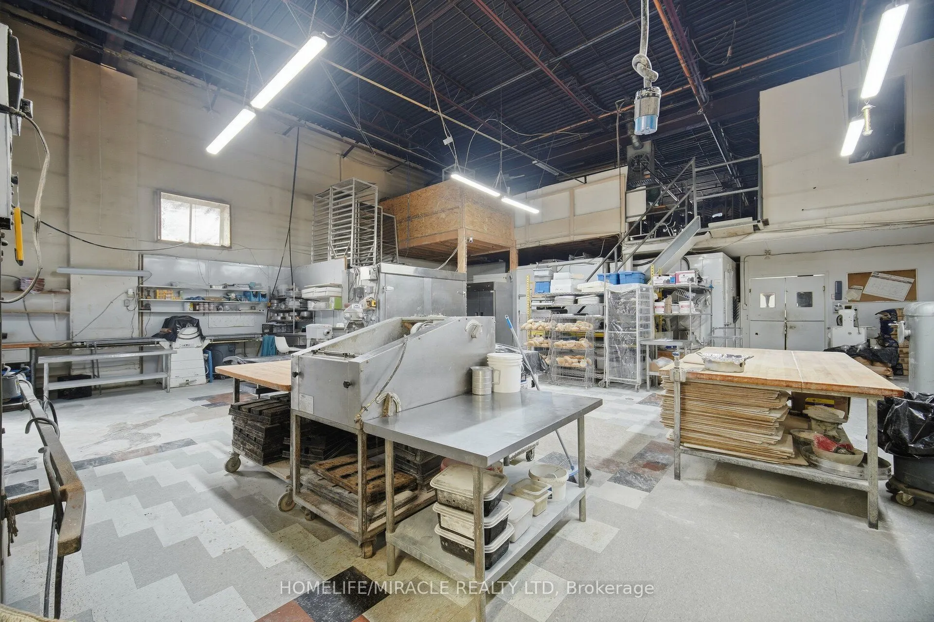 240 Clarence Street #1