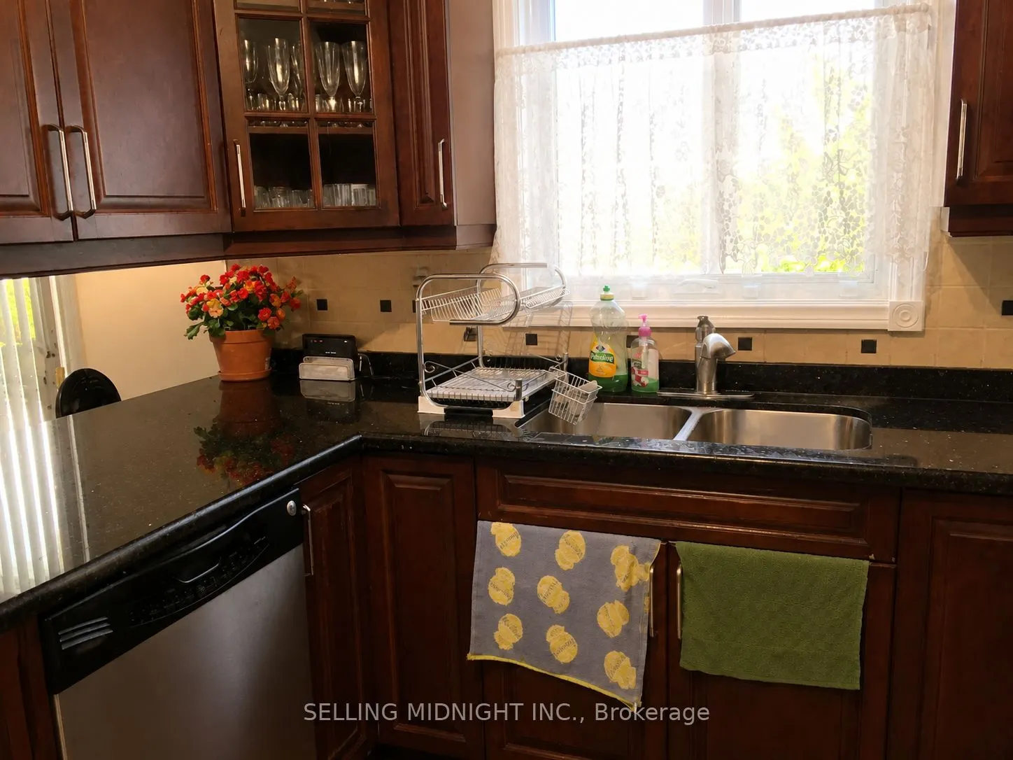 441 Rutherford Road N #Room