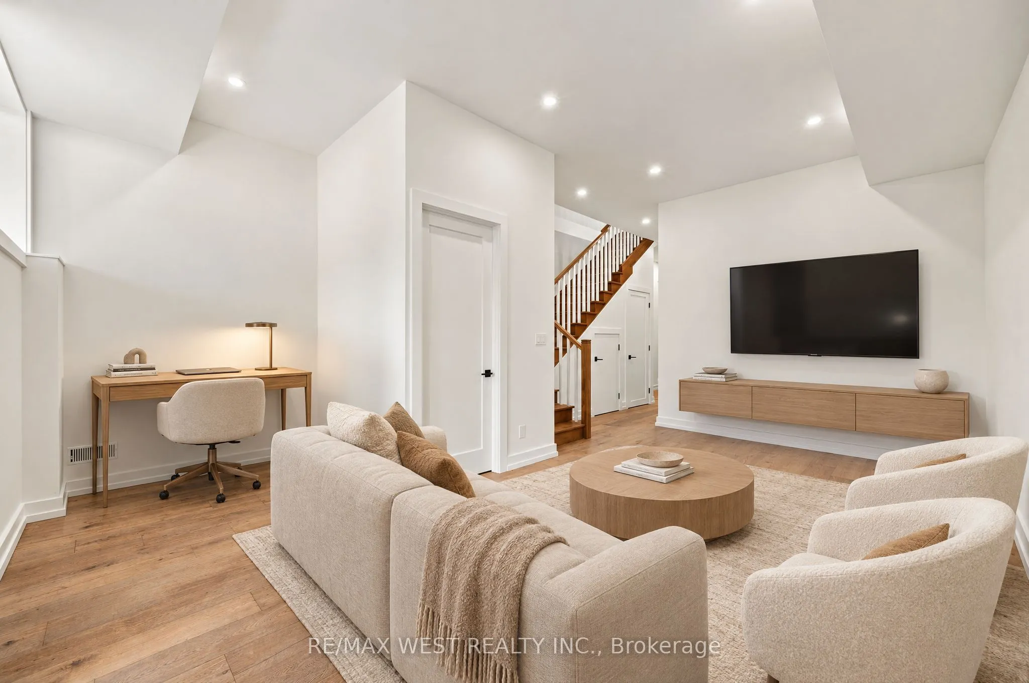157 Aldercrest Avenue