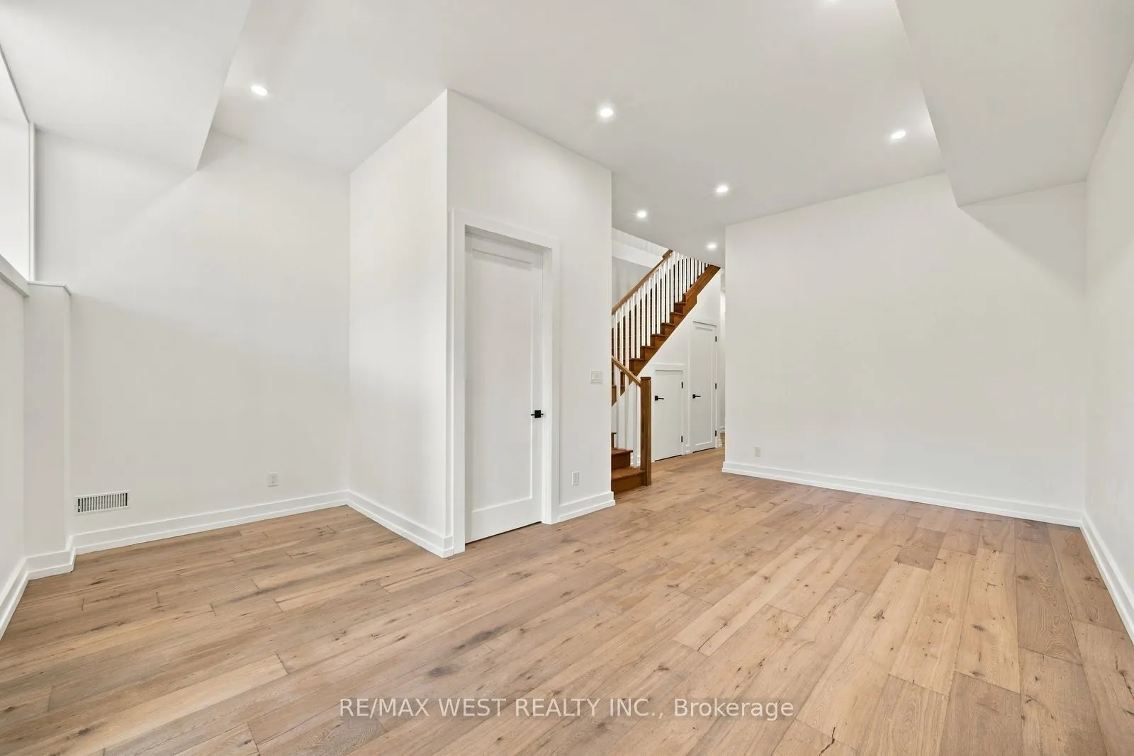 157 Aldercrest Avenue