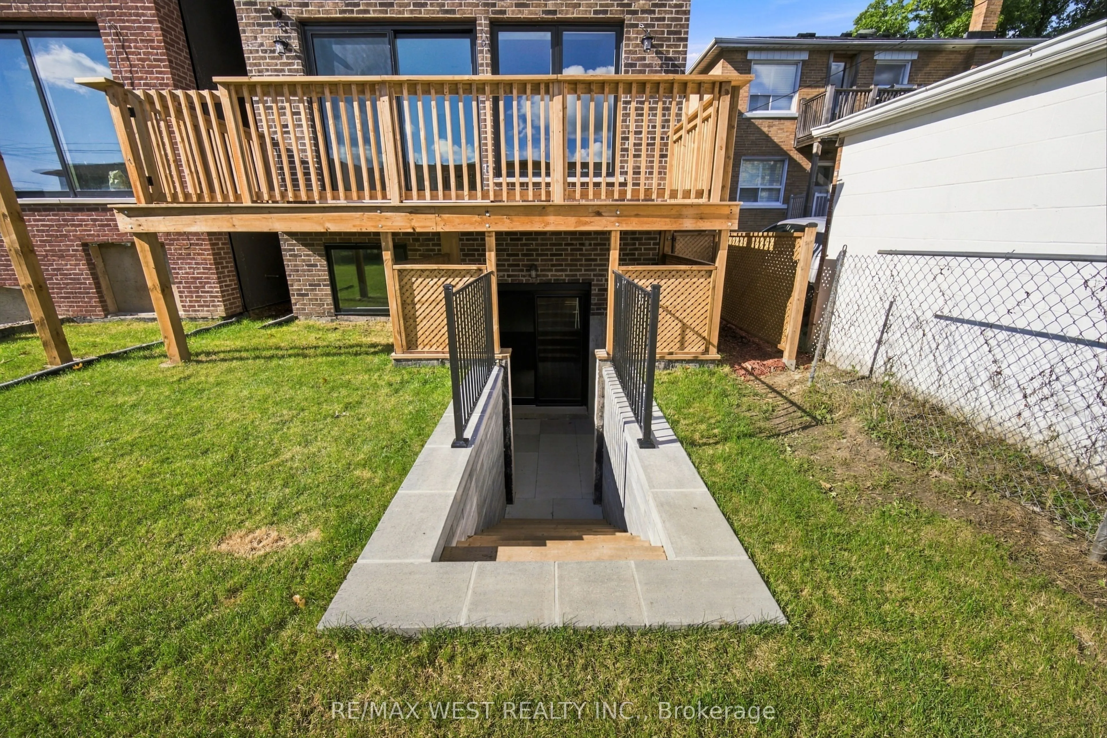 157 Aldercrest Avenue