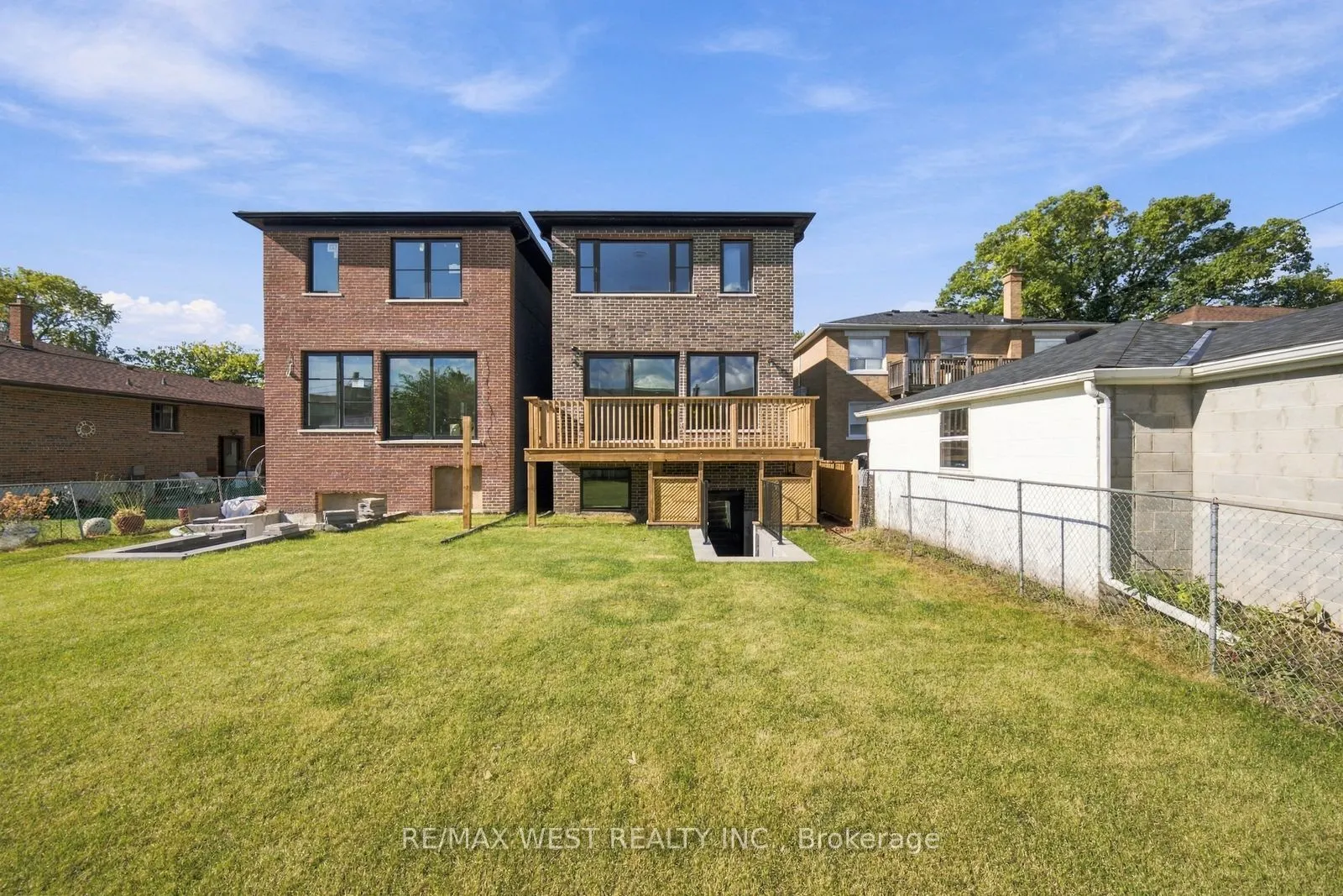 157 Aldercrest Avenue